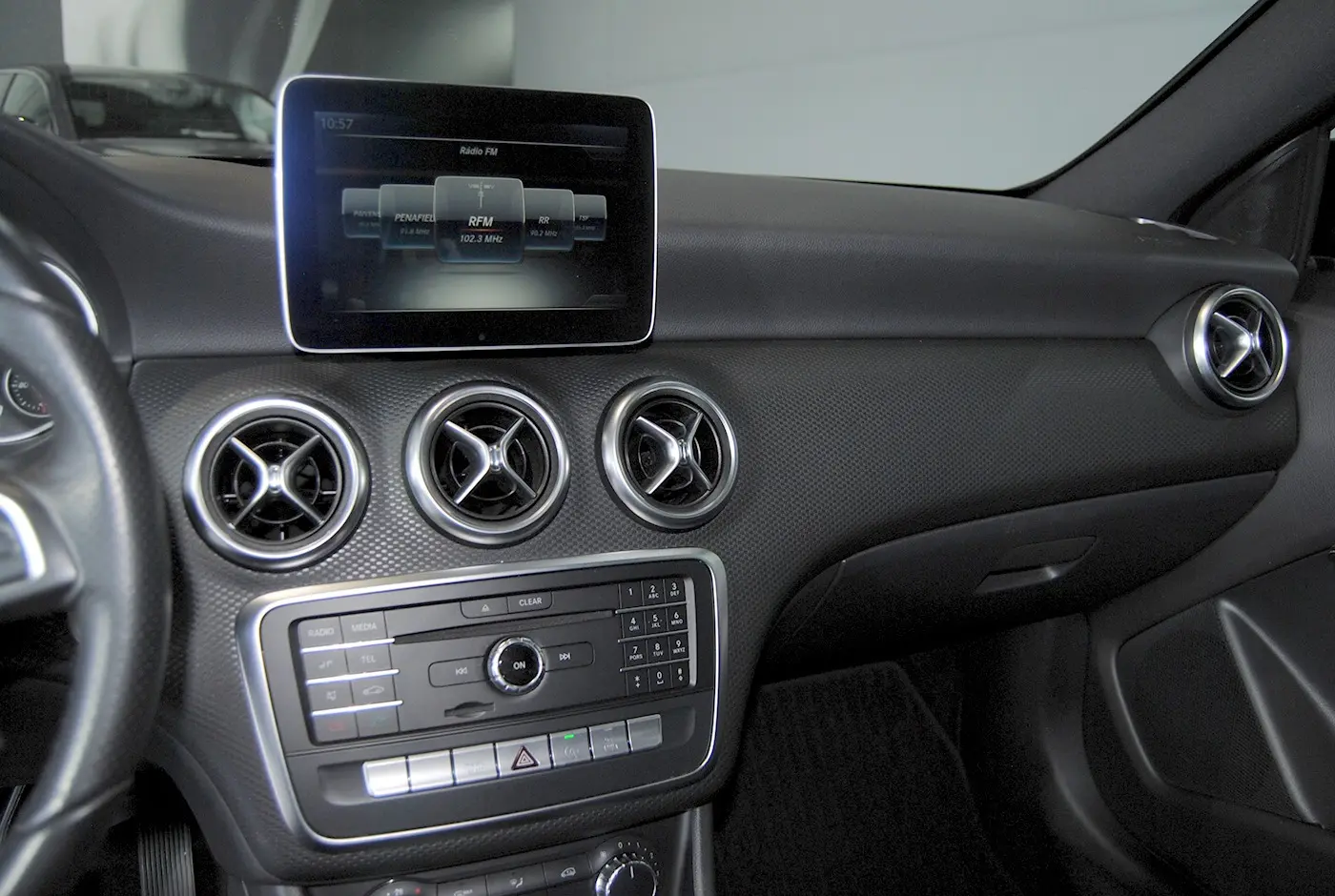 Mercedes-Benz A 180 AMG Line 21