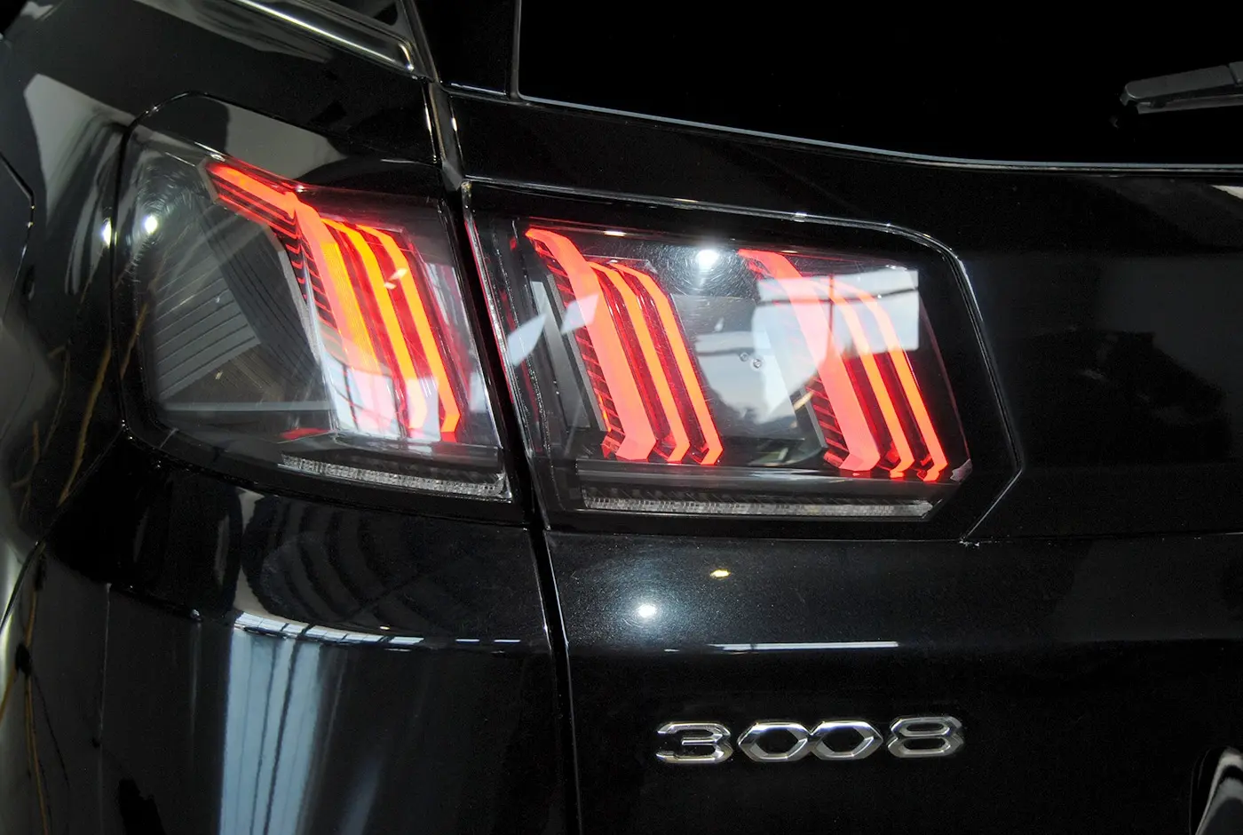 Peugeot 3008 1.6 Hybrid GT e-EAT8 46