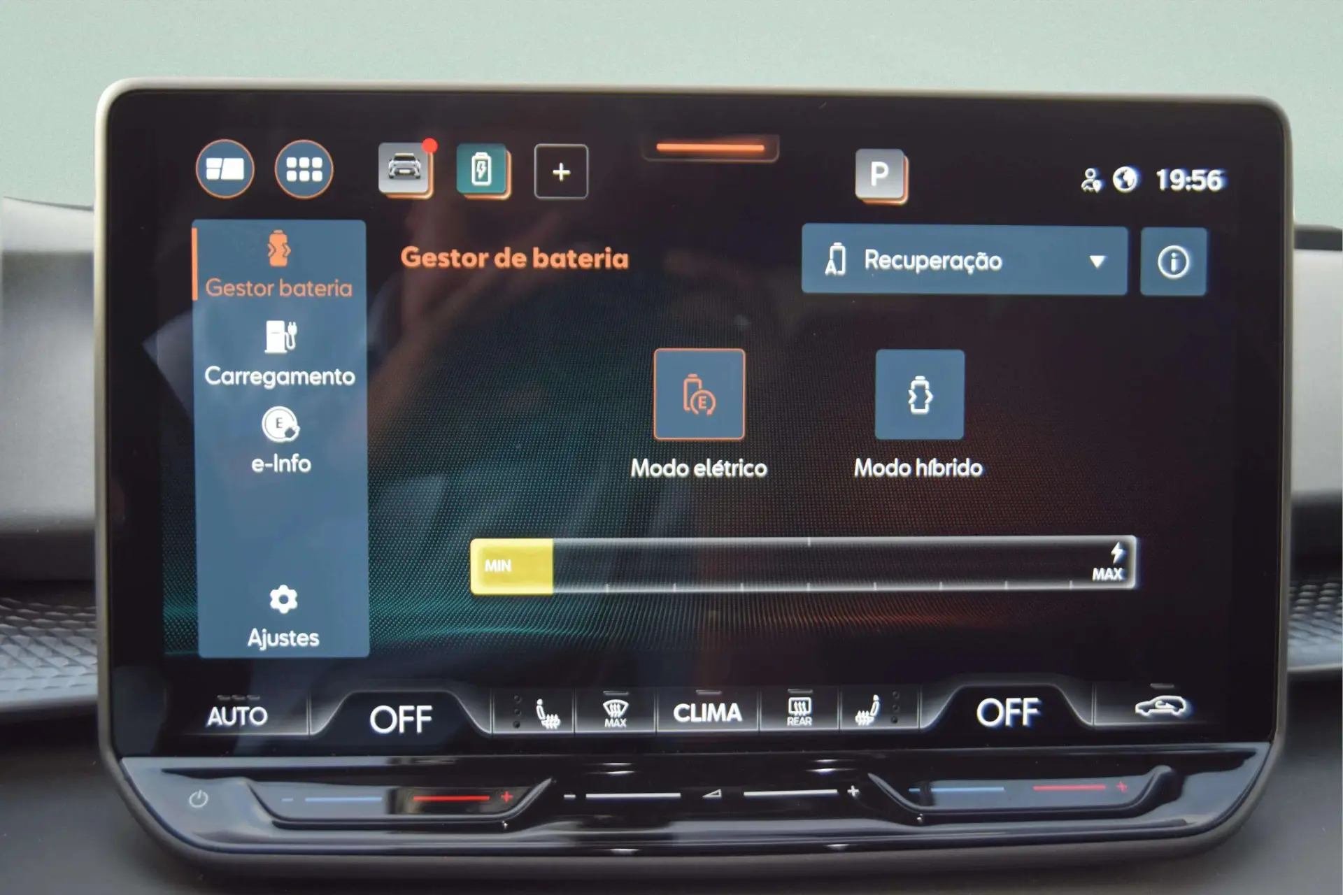 Cupra Terramar 1.5 e-Hybrid VZ DSG 10