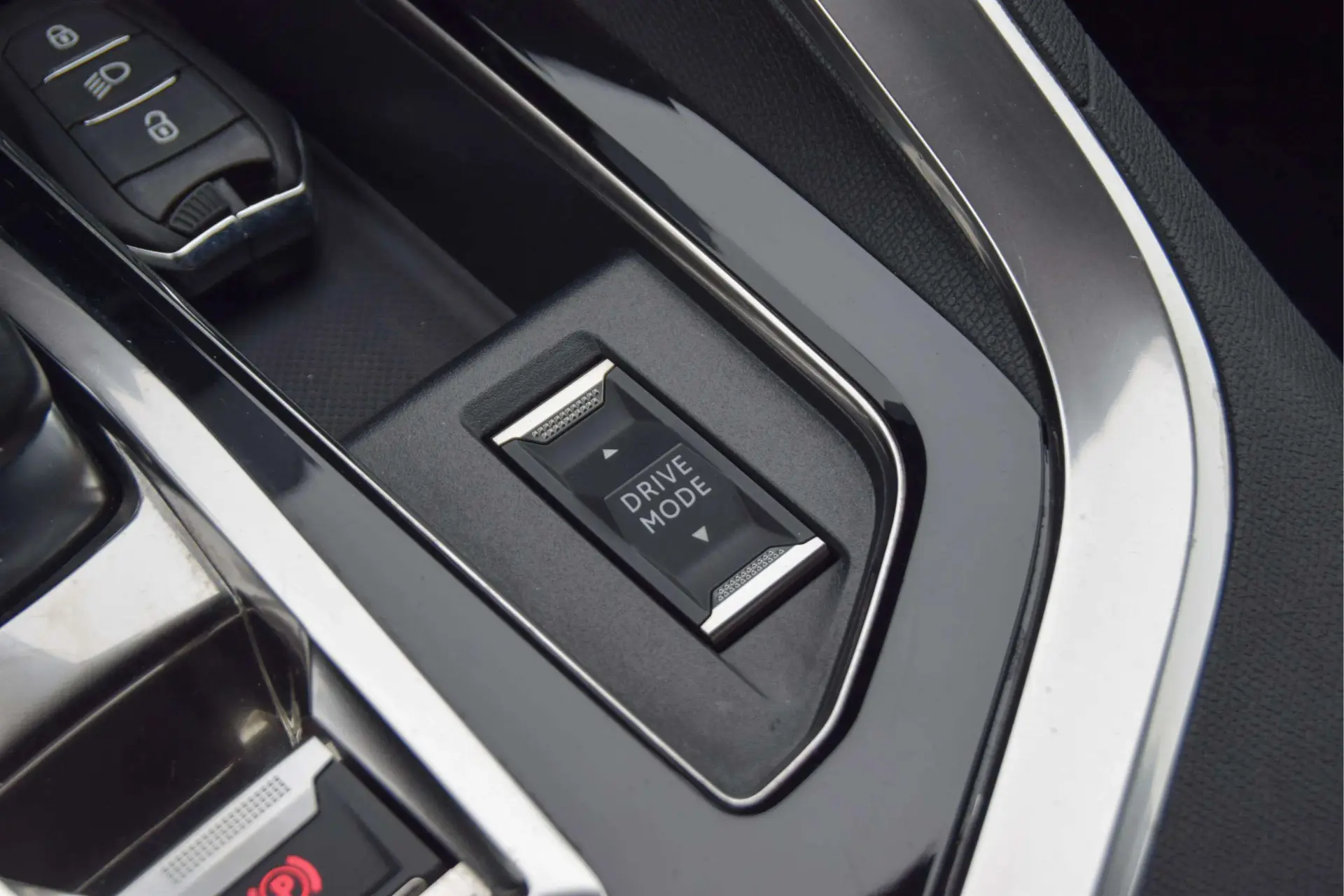 Peugeot 3008 1.6 Hybrid GT e-EAT8 24