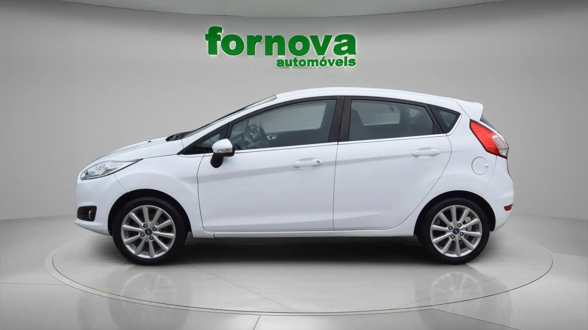 Ford Fiesta 1.5 TDCi Titanium 3