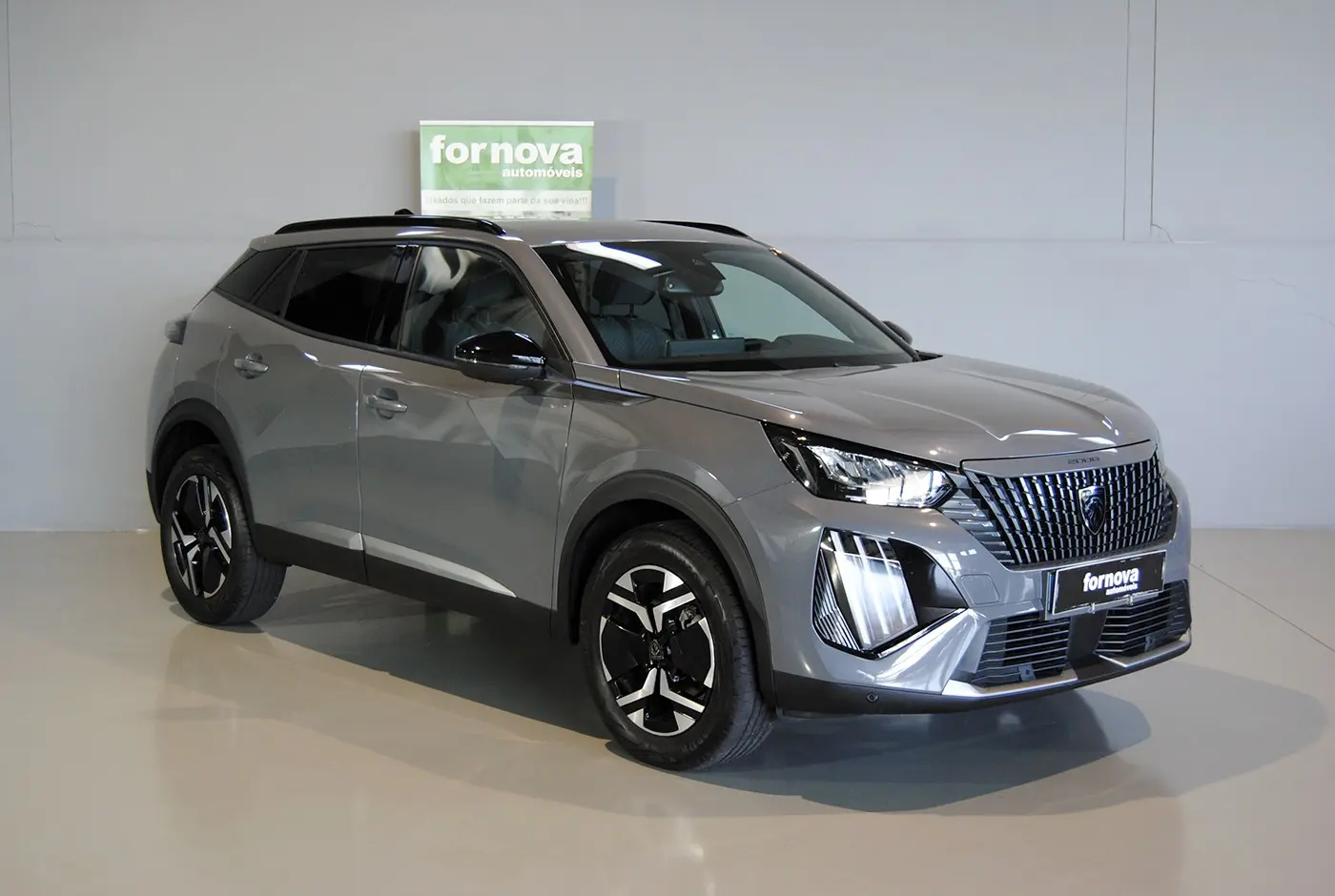 Peugeot 2008 1.2 Hybrid Allure e-DCS6 4