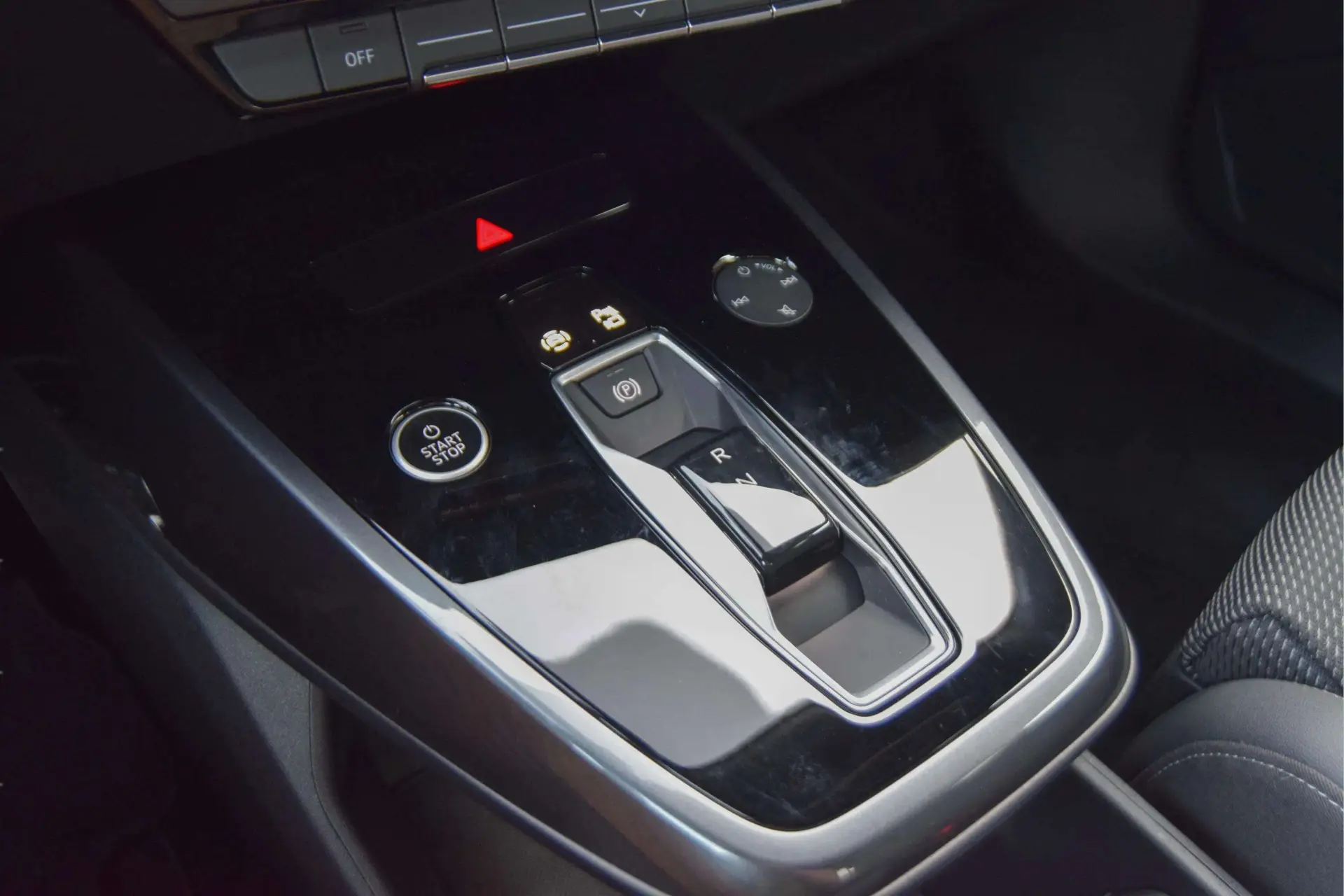 Audi Q4 Sportback e-tron 45 82 kWh SE S-Line Plus 28
