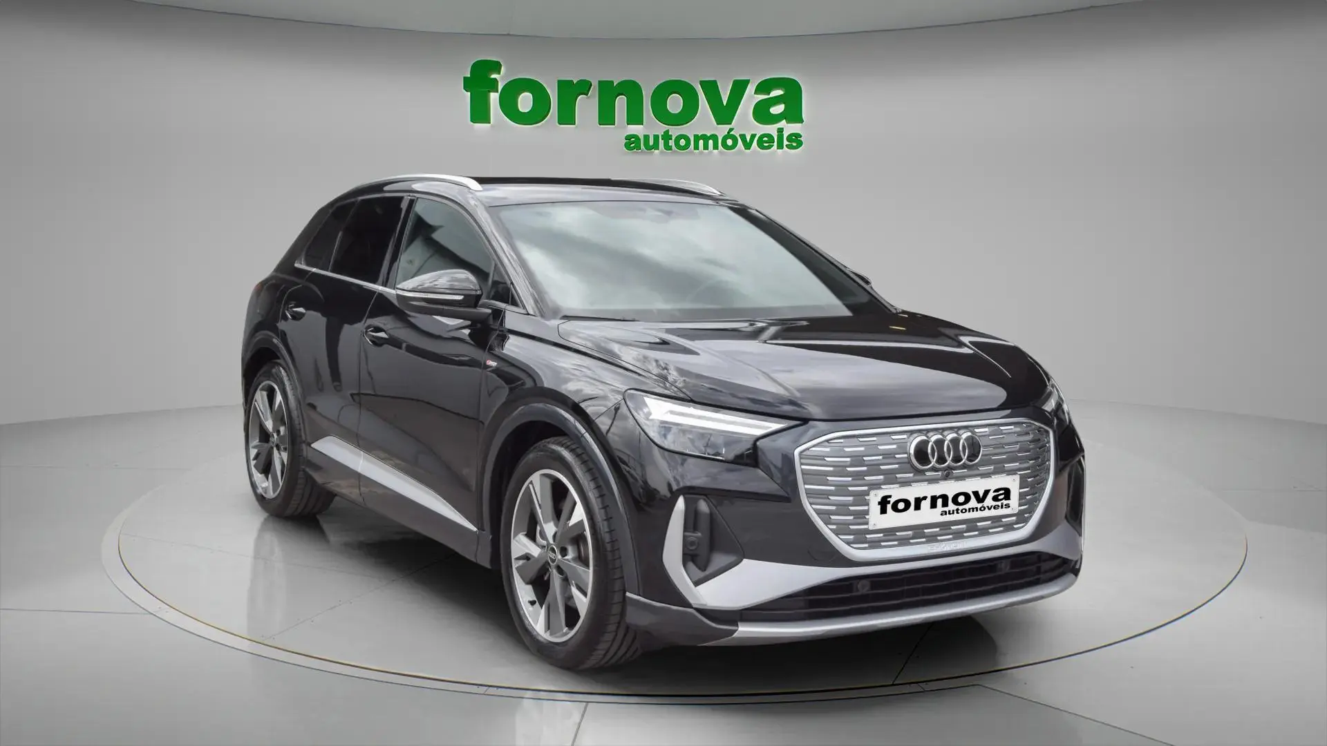 Audi Q4 e-tron 45 82 kWh SE S-Line Plus 3