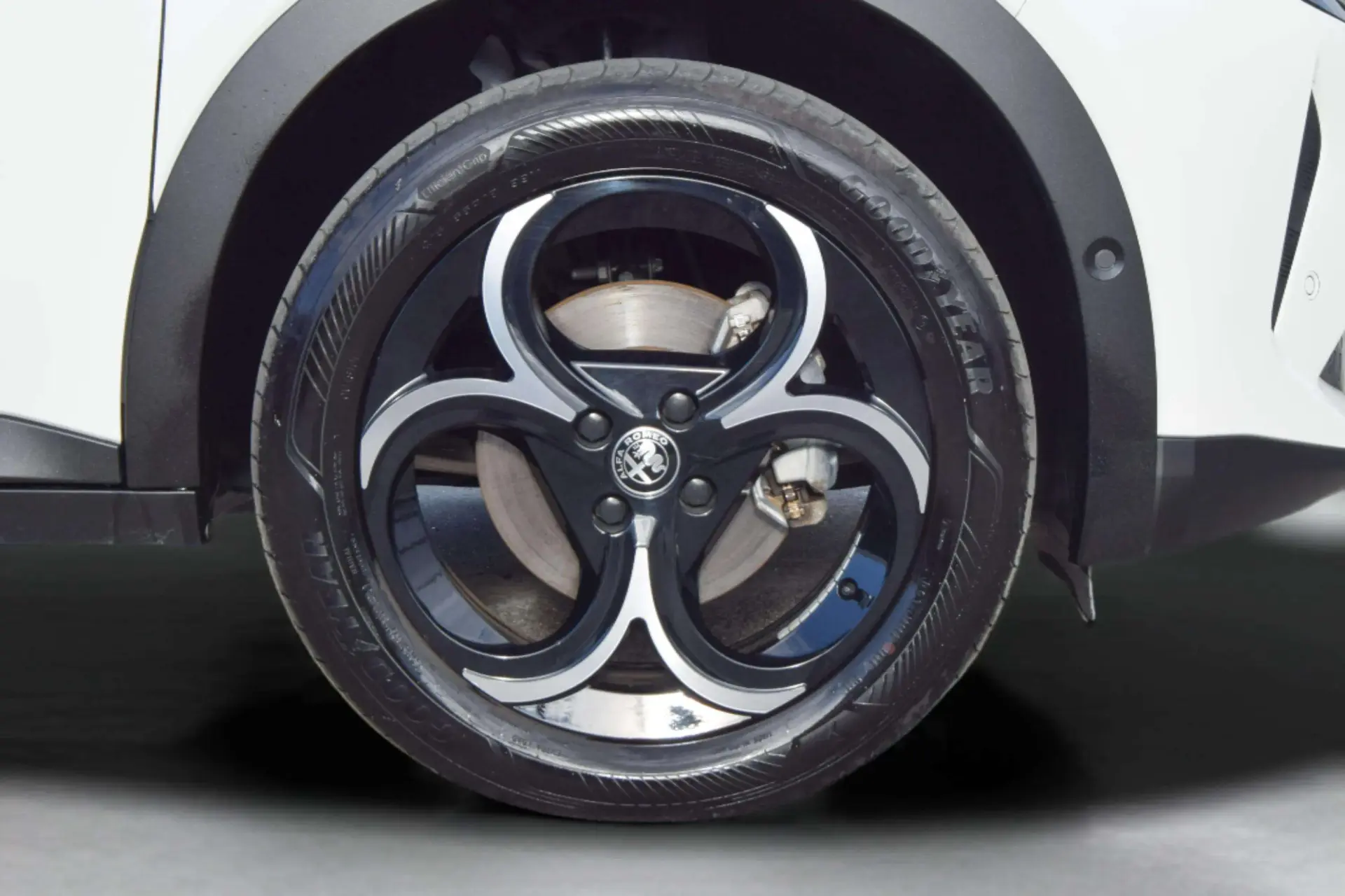 Alfa Romeo Junior 1.2 Speciale eDCT6 40