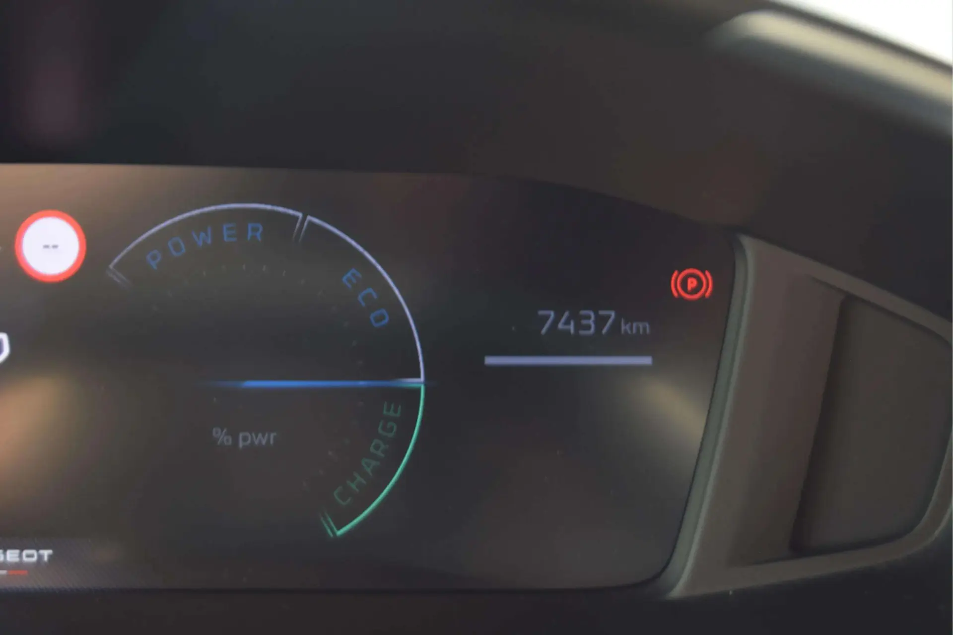Peugeot e-208 50 kWh Allure 10