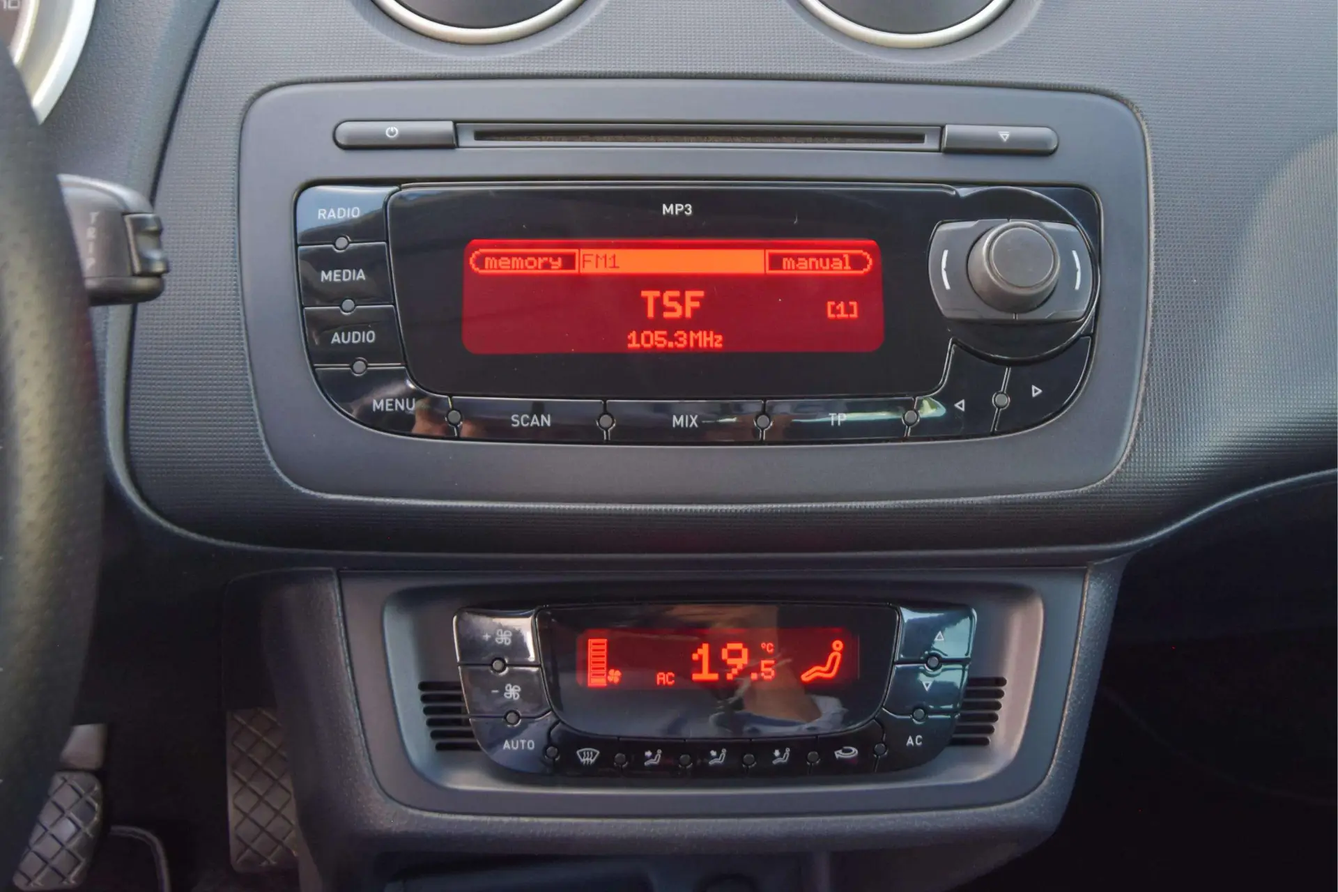 SEAT Ibiza 1.6 TDI Sport DPF 16