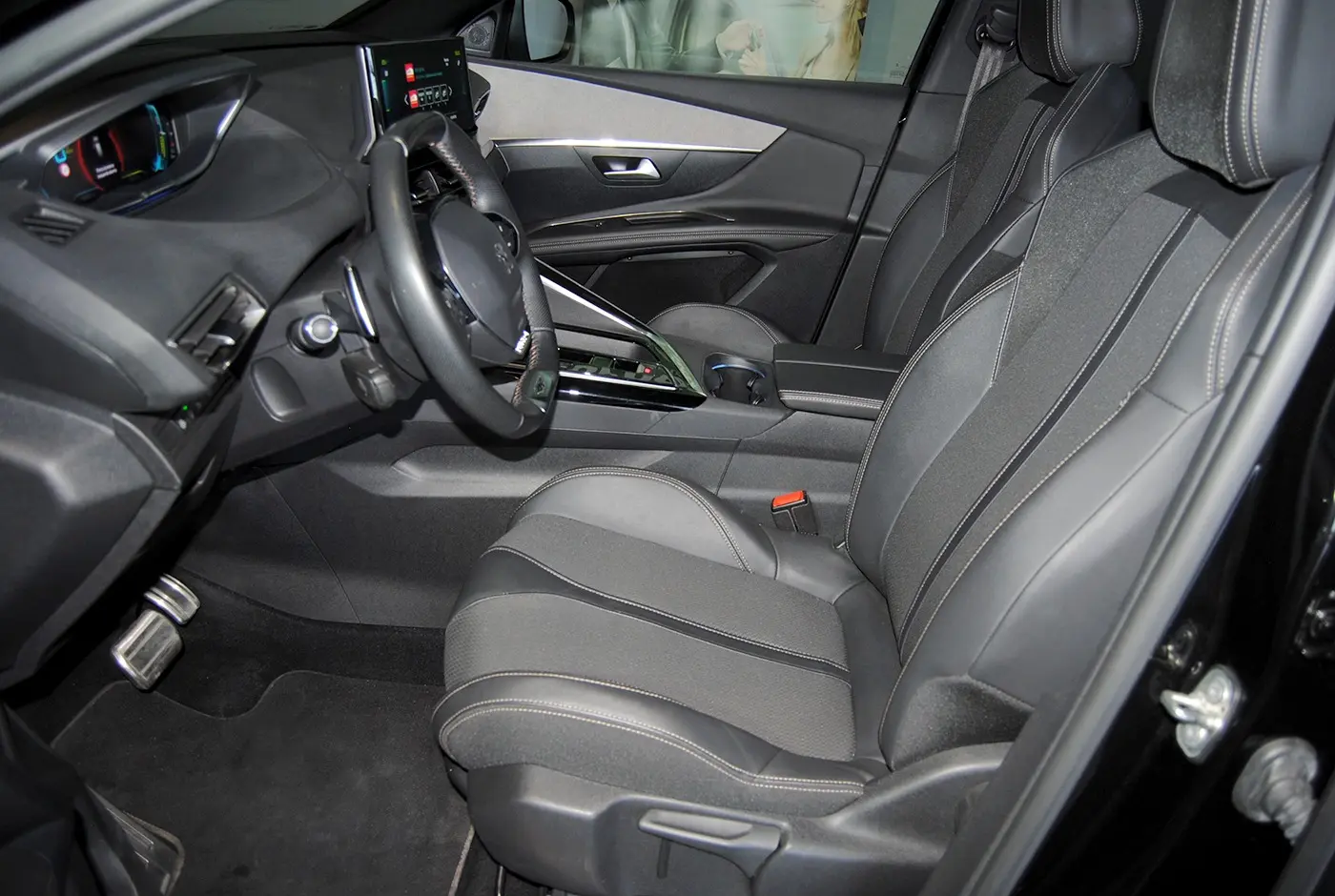 Peugeot 3008 1.6 Hybrid GT e-EAT8 17