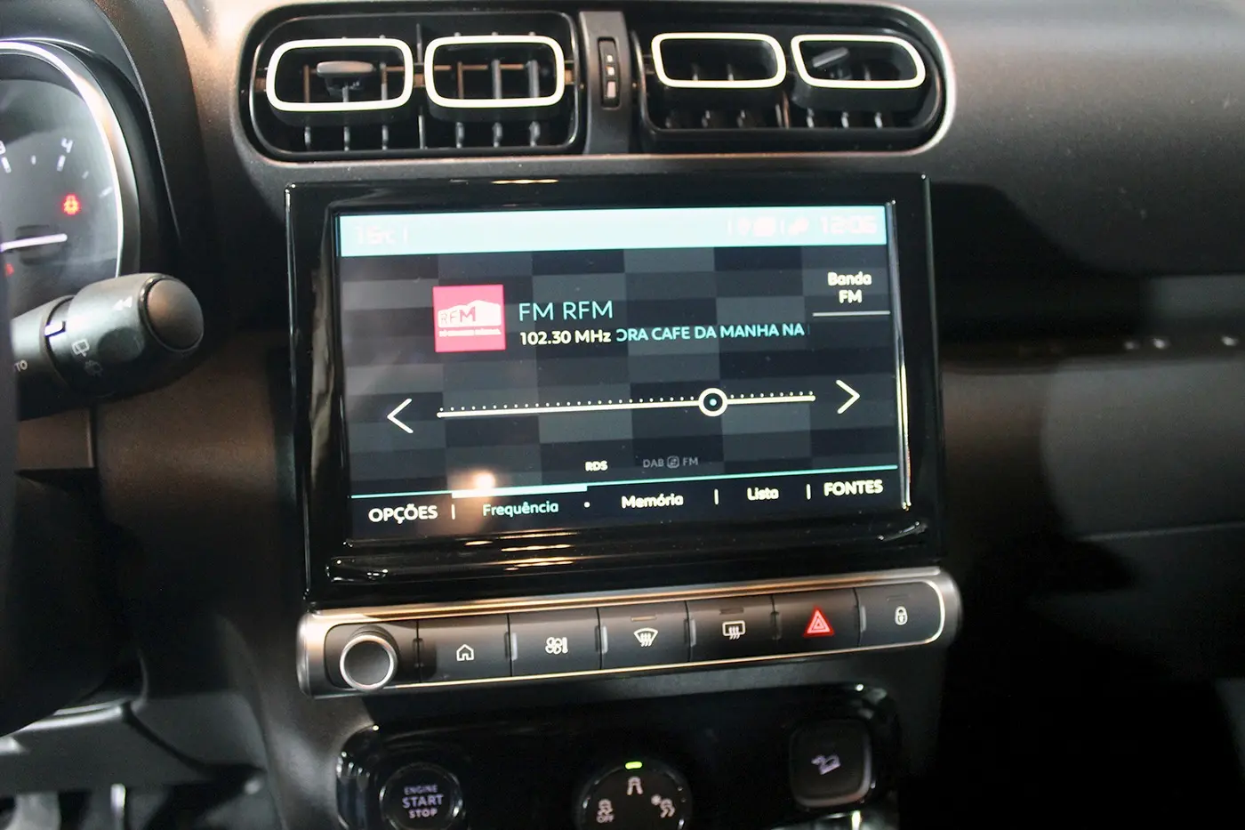 Citroen C3 Aircross 1.2 PureTech Shine Pack 36
