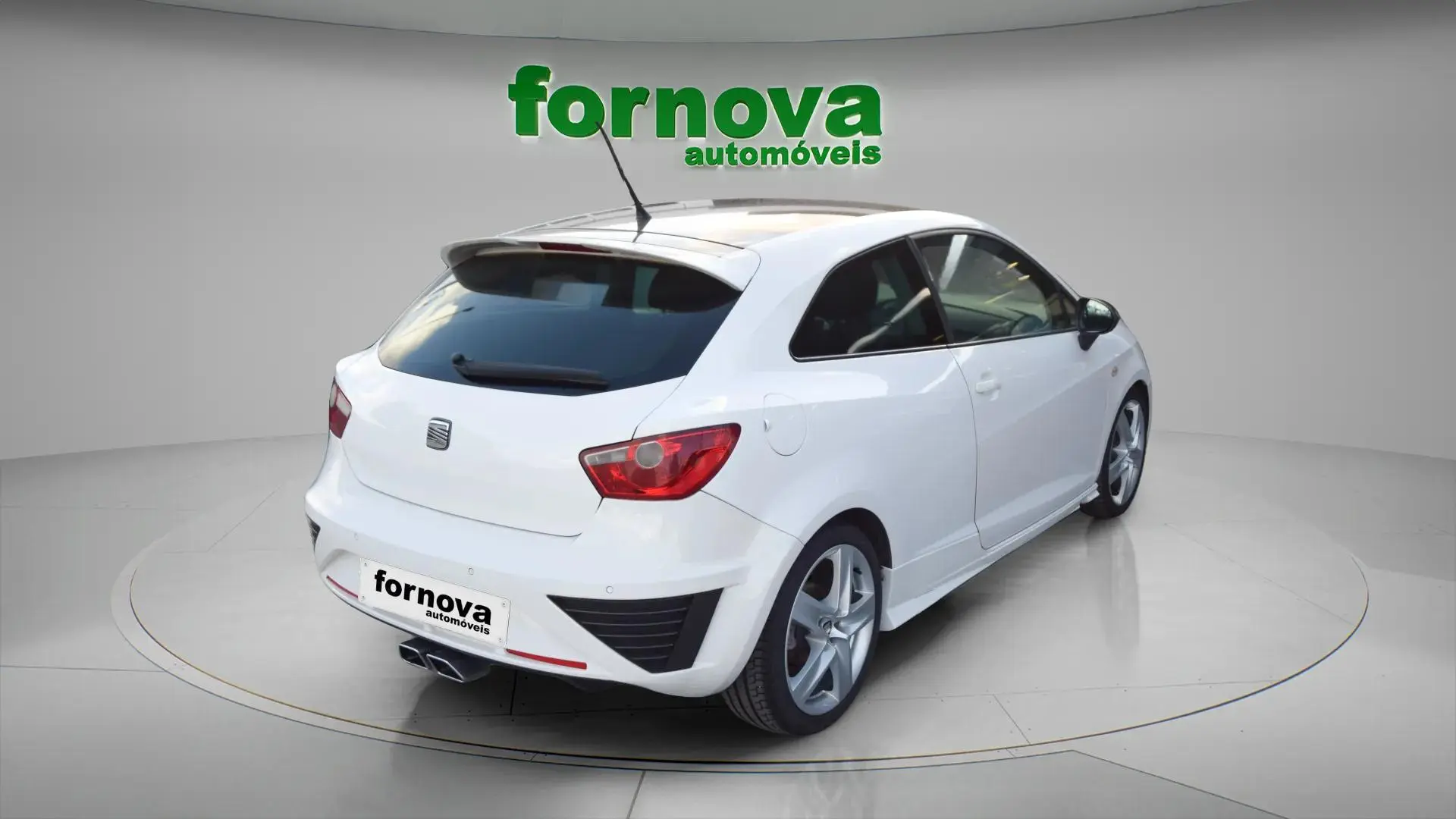 SEAT Ibiza 1.6 TDI Sport DPF 6