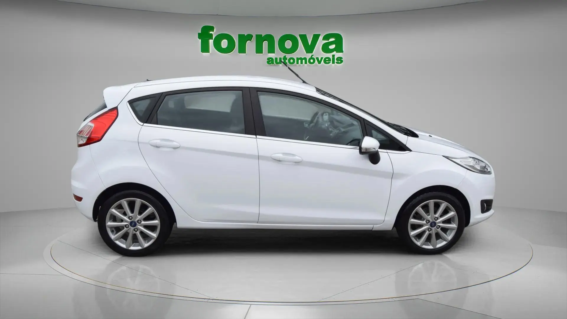 Ford Fiesta 1.5 TDCi Titanium 6