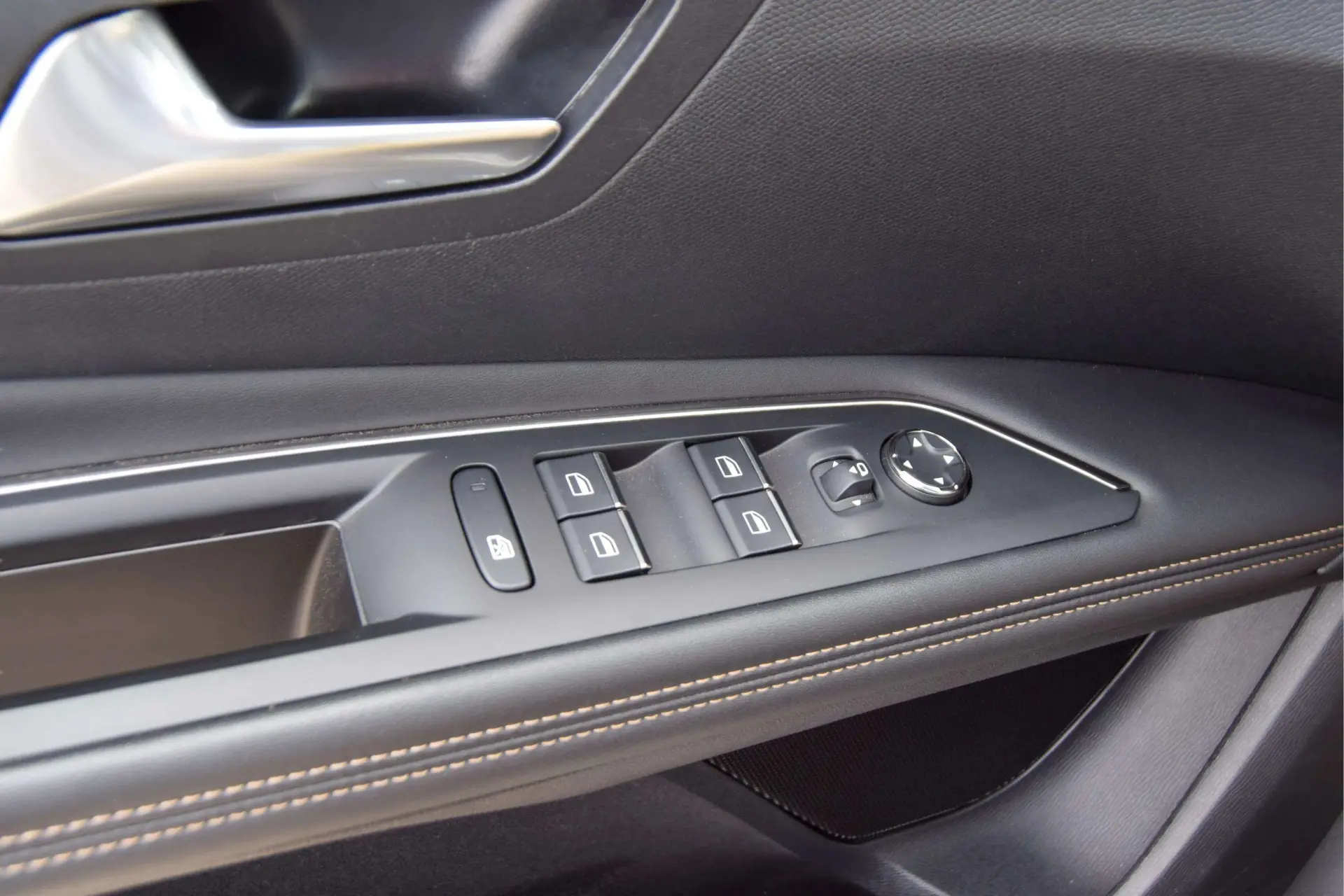 Peugeot 3008 1.6 Hybrid GT e-EAT8 30
