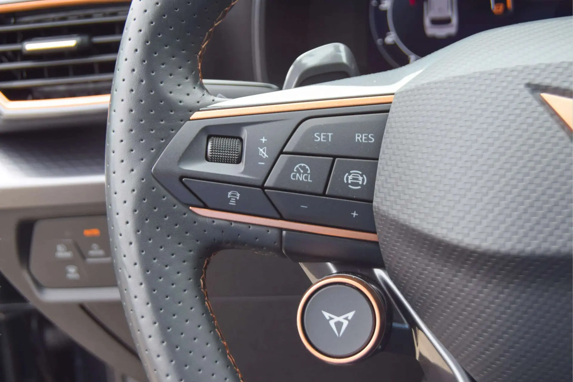 Cupra Leon ST 1.5 e-Hybrid DSG 25