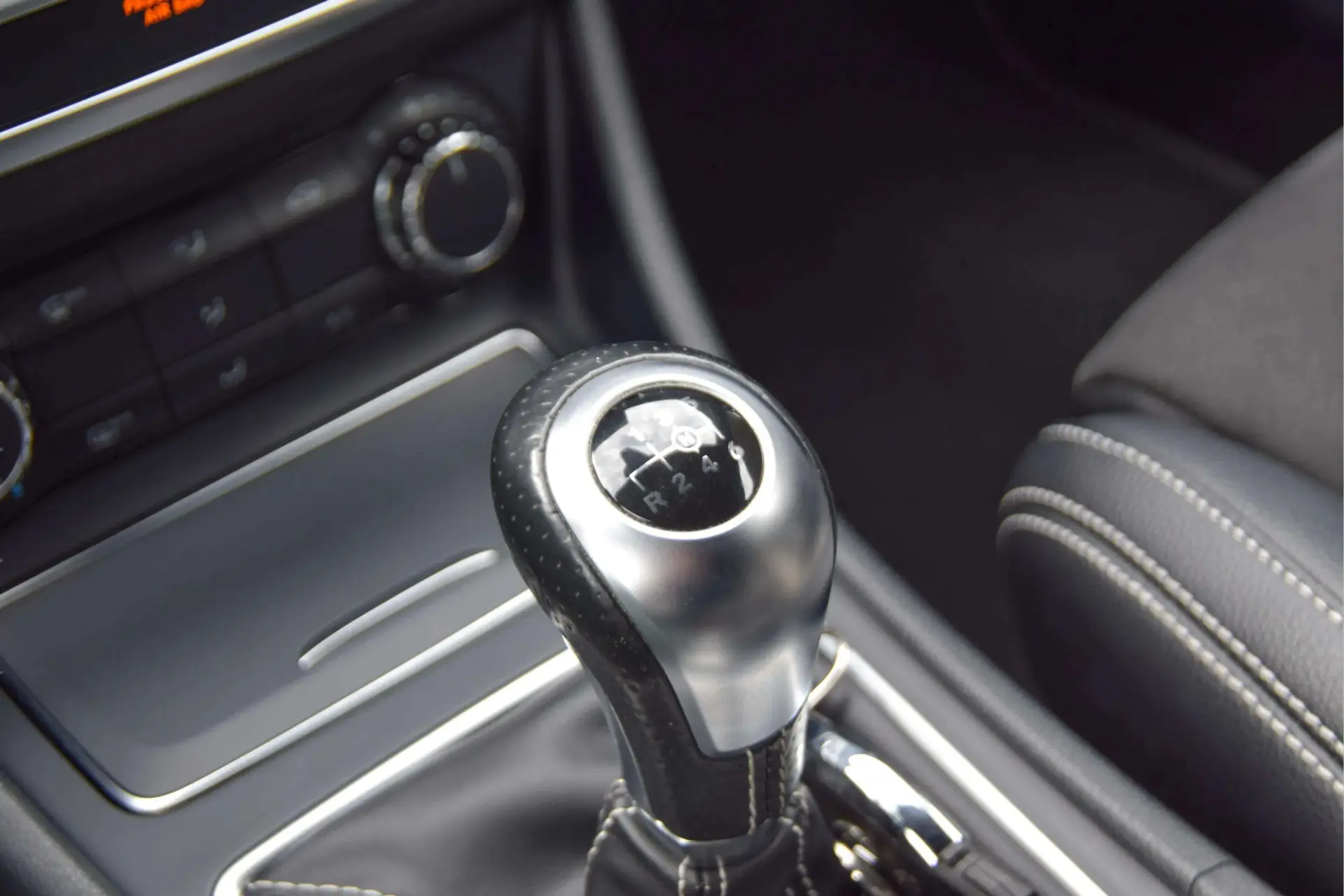 Mercedes-Benz CLA 180 d Shooting Brake AMG Line 28