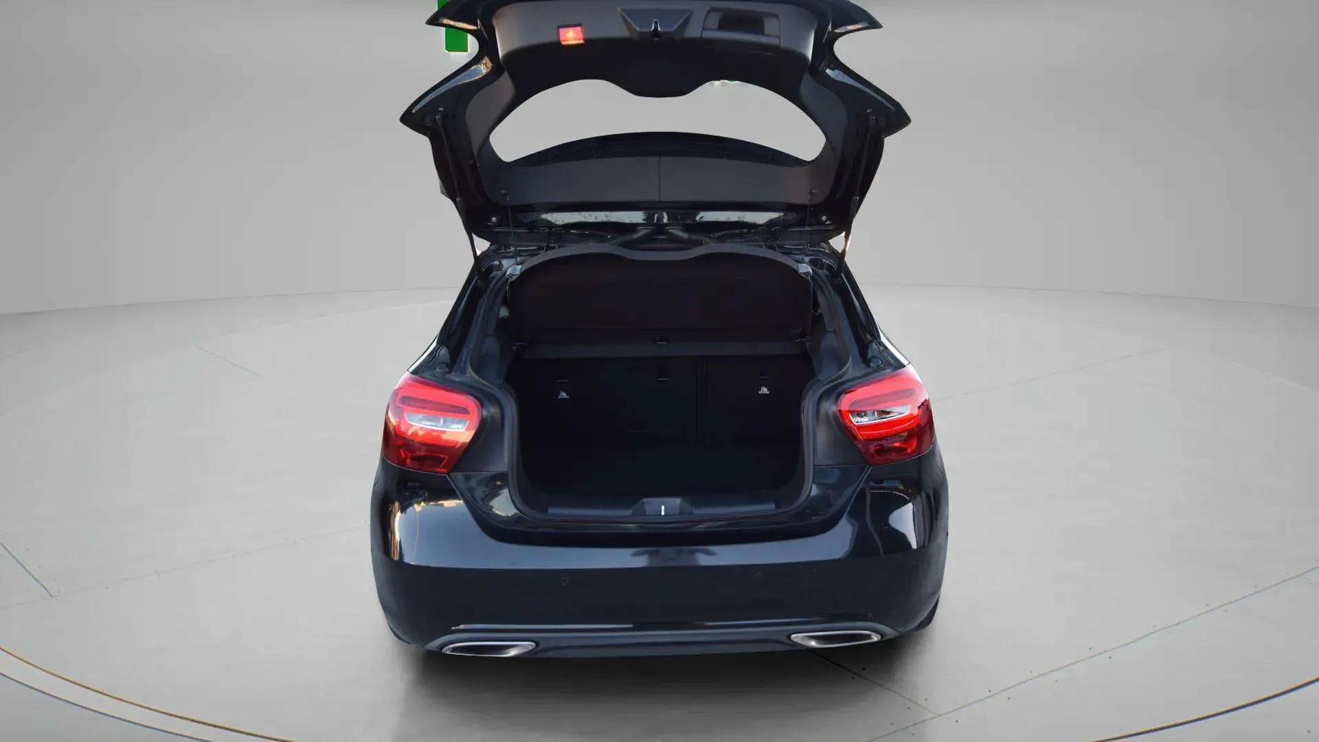 Mercedes-Benz A 180 D URBAN AUTO 11