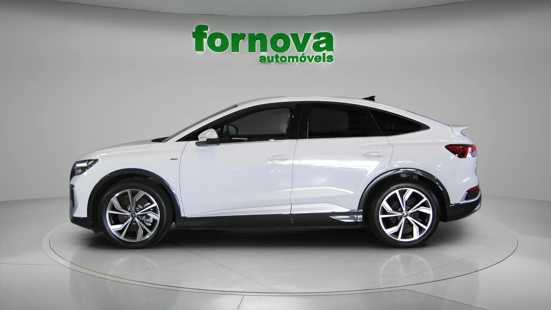 Audi Q4 Sportback e-tron 45 82 kWh SE S-Line Plus 8