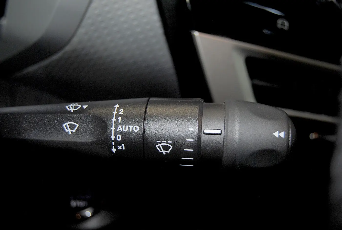 Citroen C4 1.2 Hybrid Collection e-DSC6 28