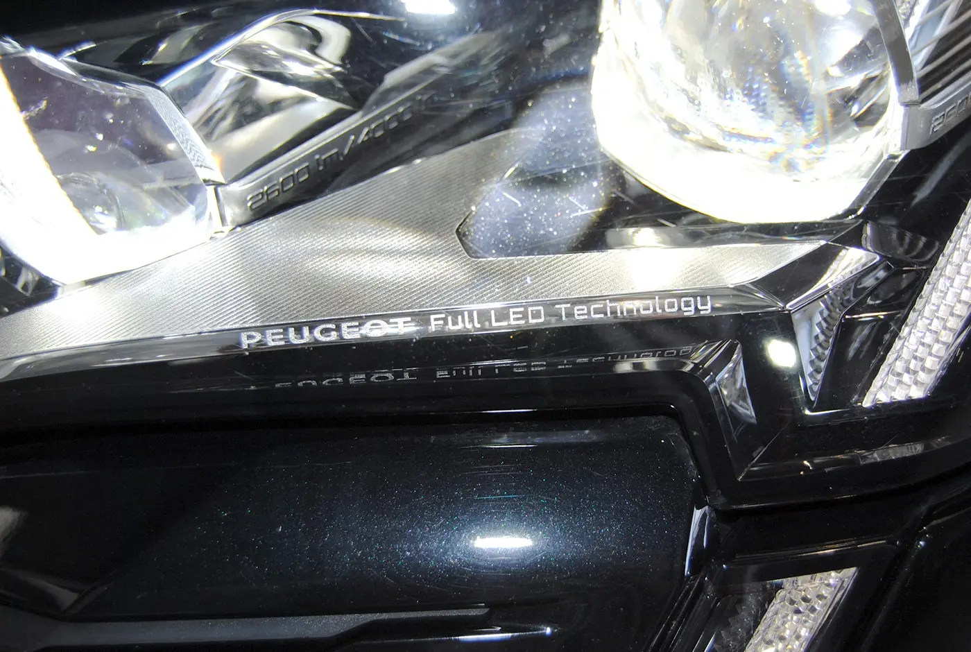 Peugeot 3008 1.6 Hybrid GT e-EAT8 47