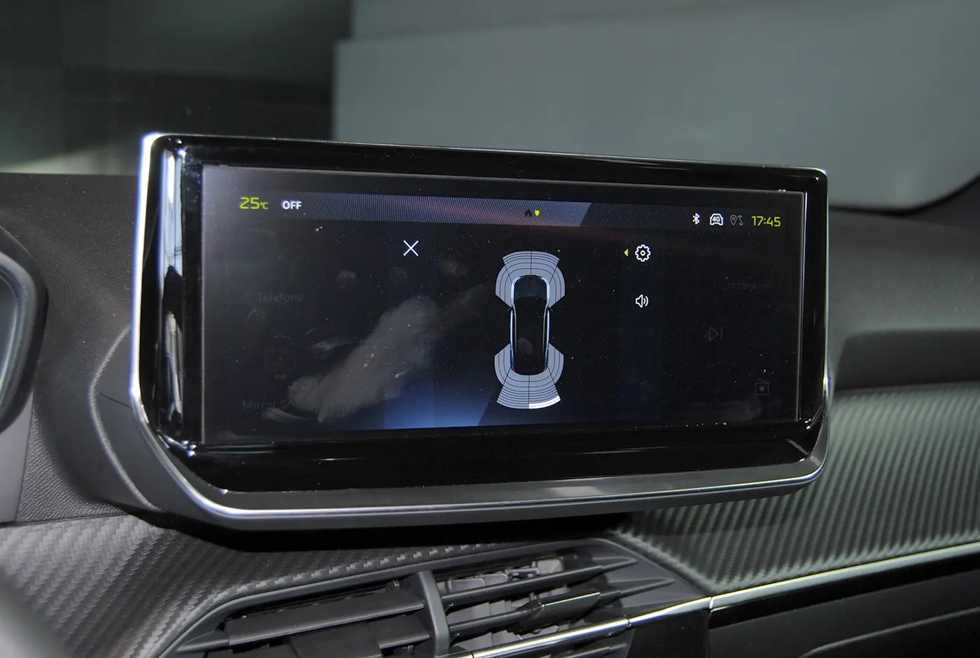 Peugeot 2008 1.2 Hybrid Allure e-DCS6 31