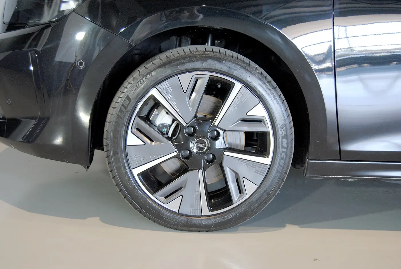 Opel Corsa-e e-GS 11