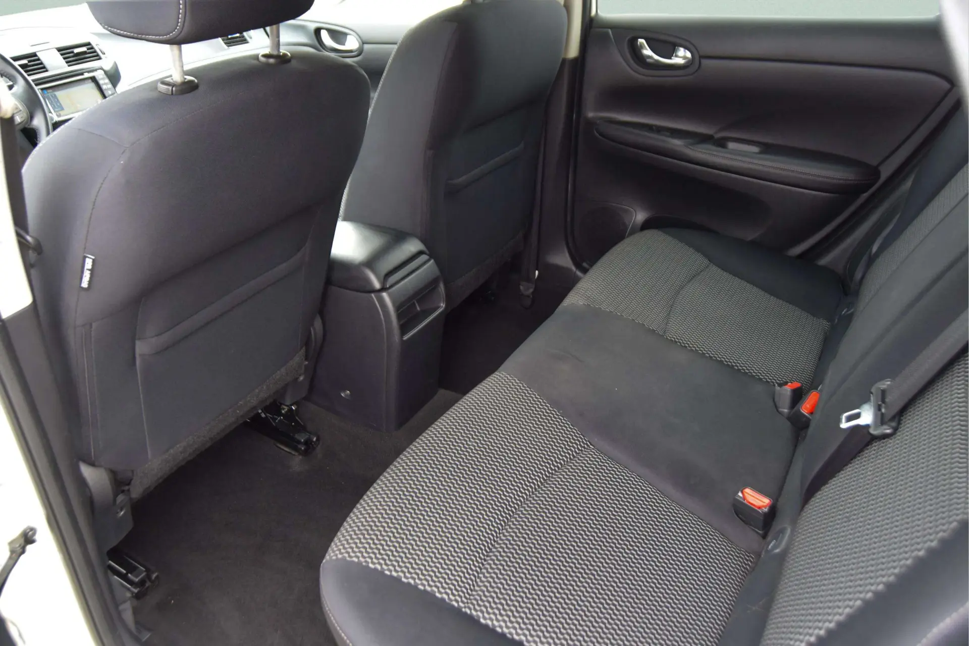 Nissan Pulsar 1.2 DIG-T Acenta J17 19