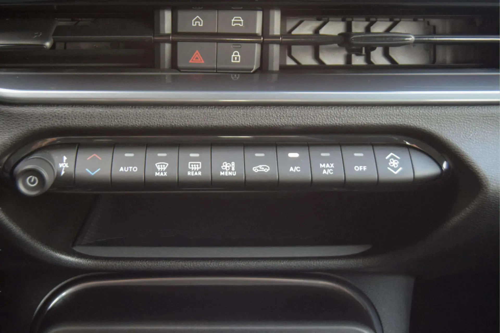 Fiat 600 1.2 Hybrid Icon 30