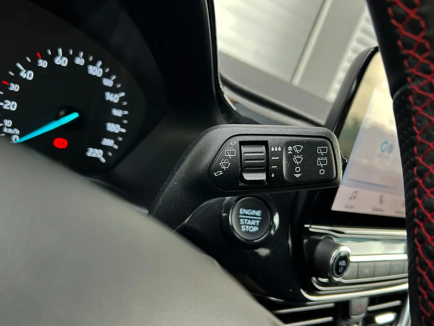 Ford Fiesta 1.0 EcoBoost ST-Line 32