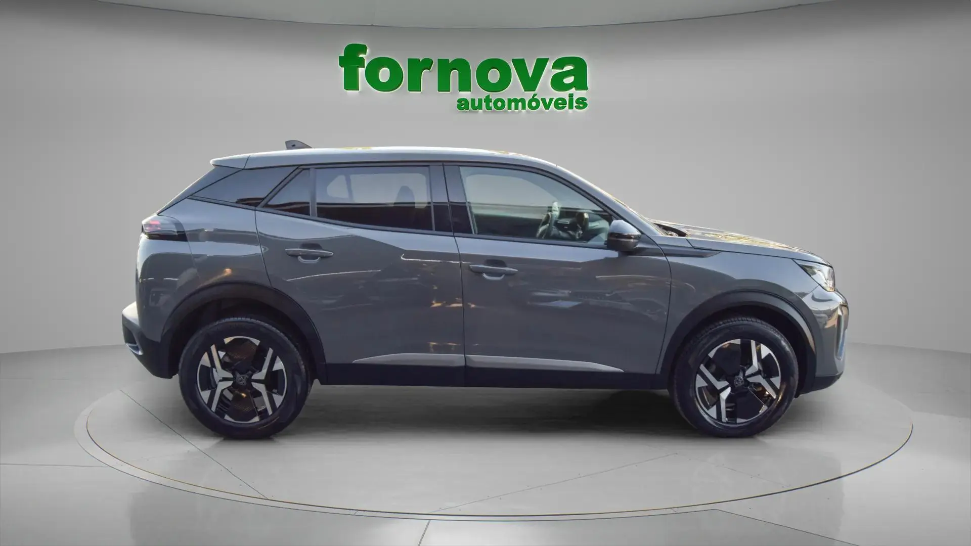 Peugeot 2008 1.2 Hybrid Allure e-DCS6 7