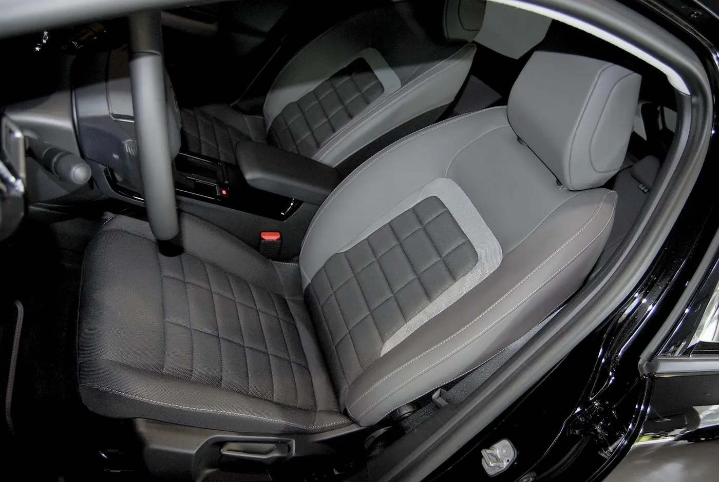 Citroen C4 1.2 Hybrid Collection e-DSC6 19