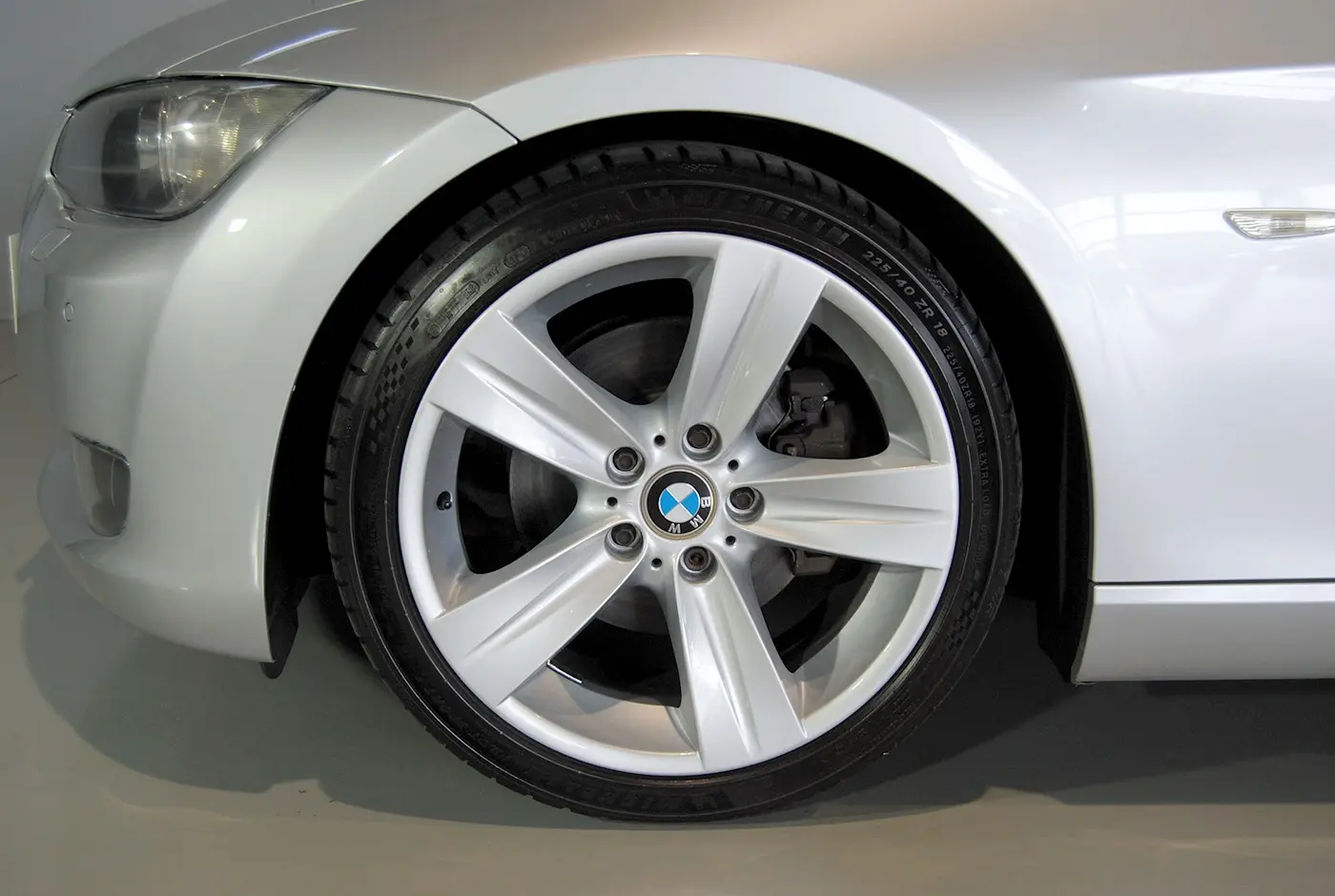 BMW 320 D COUPE 10