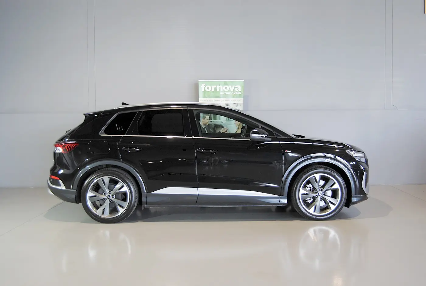 Audi Q4 e-tron 45 82 kWh SE S-Line Plus 6