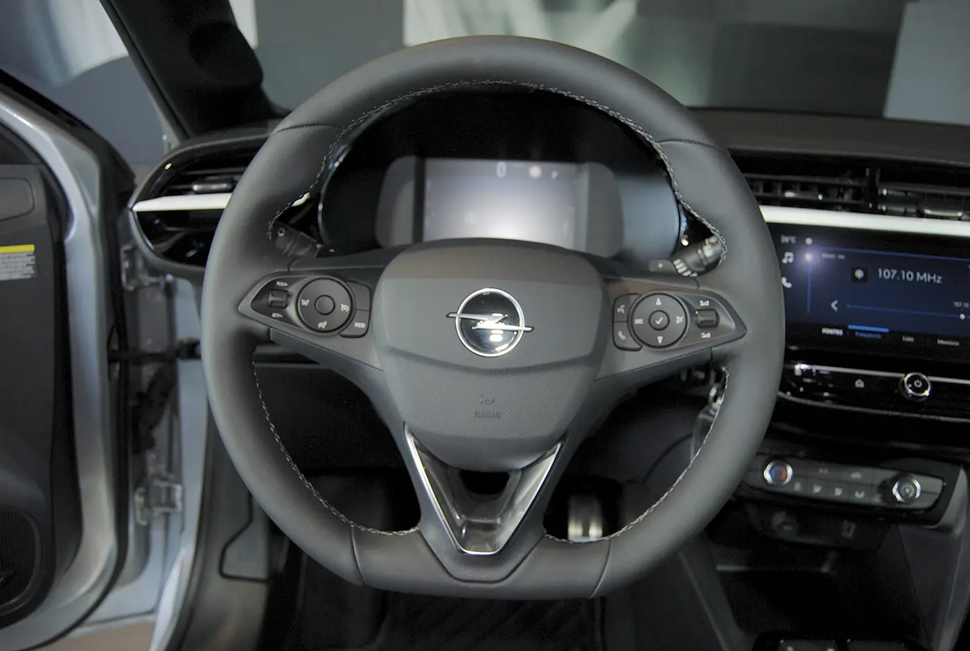Opel Corsa 1.2 HYBRID GS eDCT 21