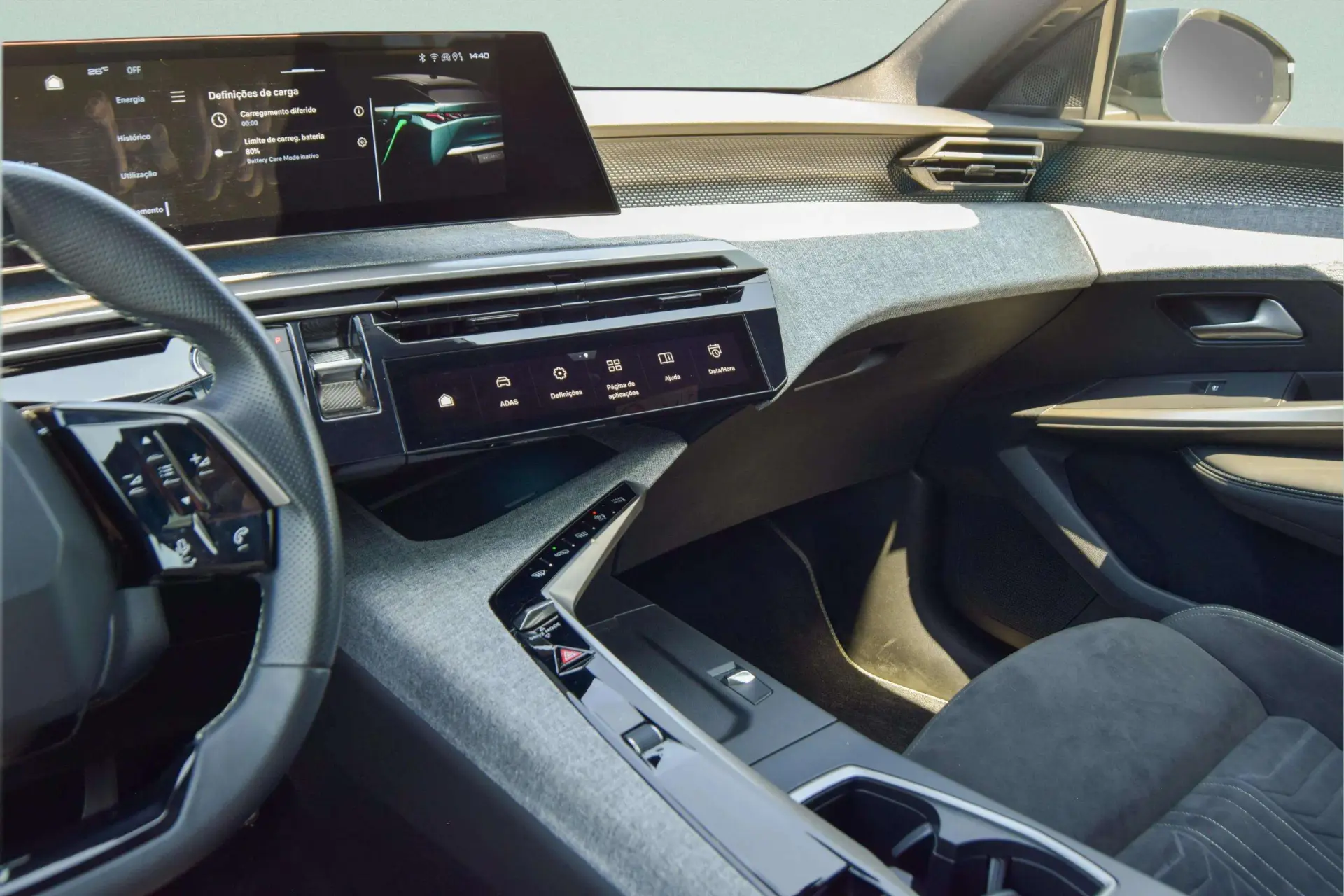 Peugeot E-3008 73 kWh GT 8