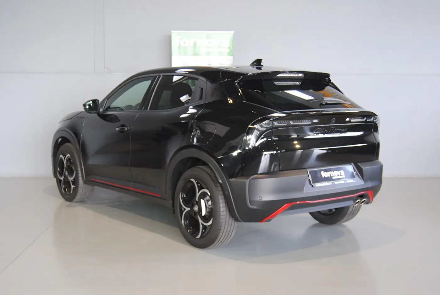 Alfa Romeo Junior 1.2 Speciale eDCT6 8