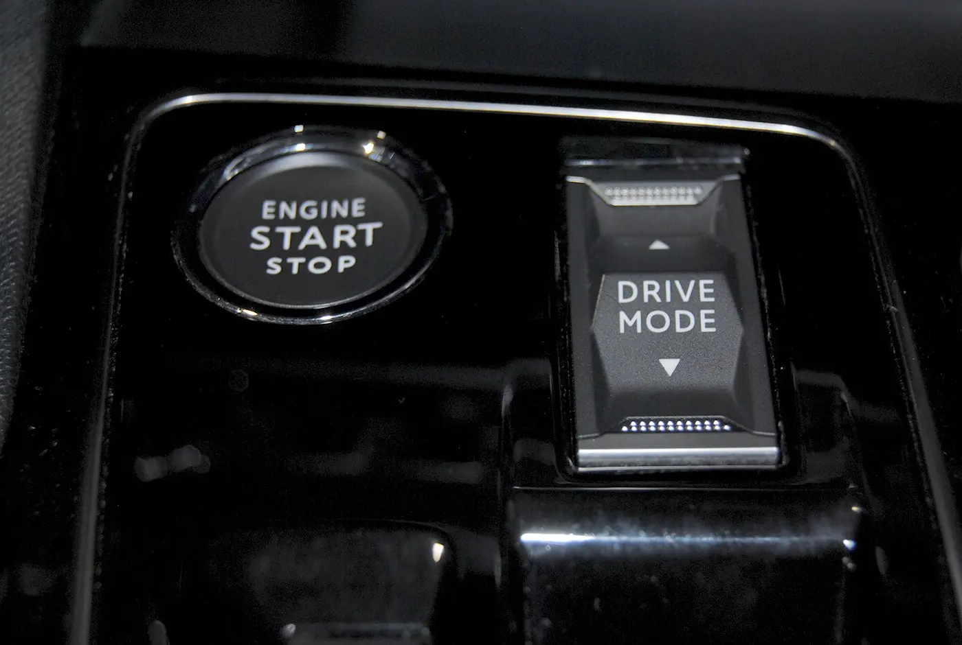 Peugeot 3008 1.6 Hybrid GT e-EAT8 36