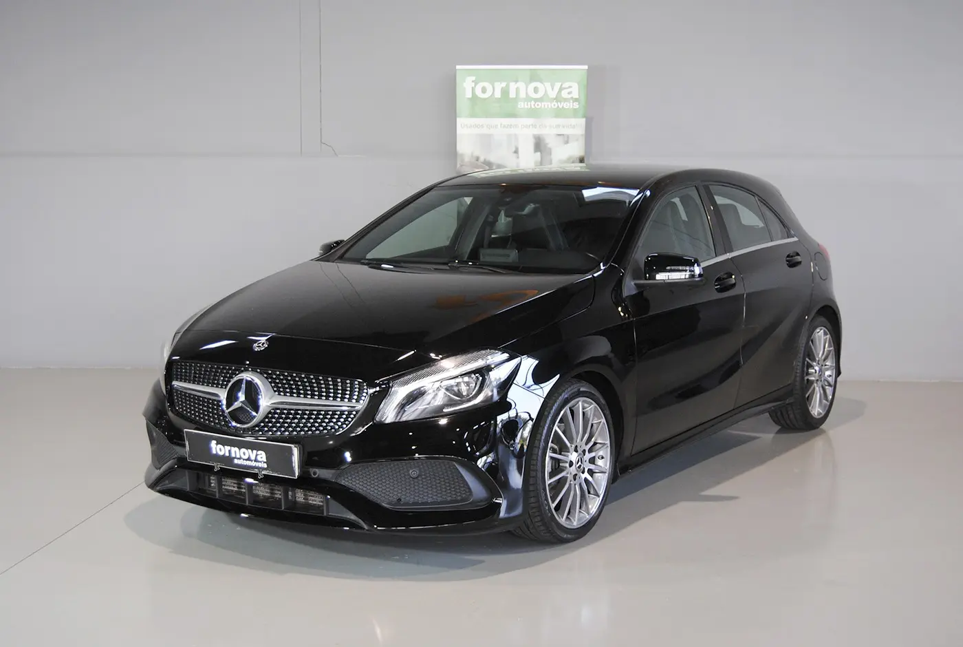 Mercedes-Benz A 180 AMG Line 2
