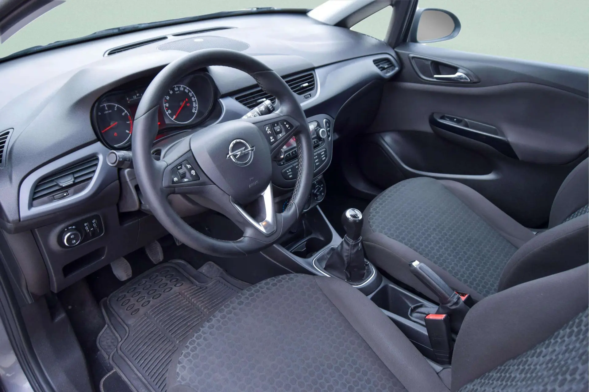 Opel Corsa 1.2 Enjoy 19