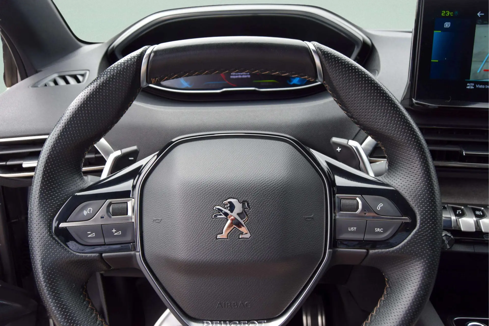 Peugeot 3008 1.6 Hybrid GT e-EAT8 11