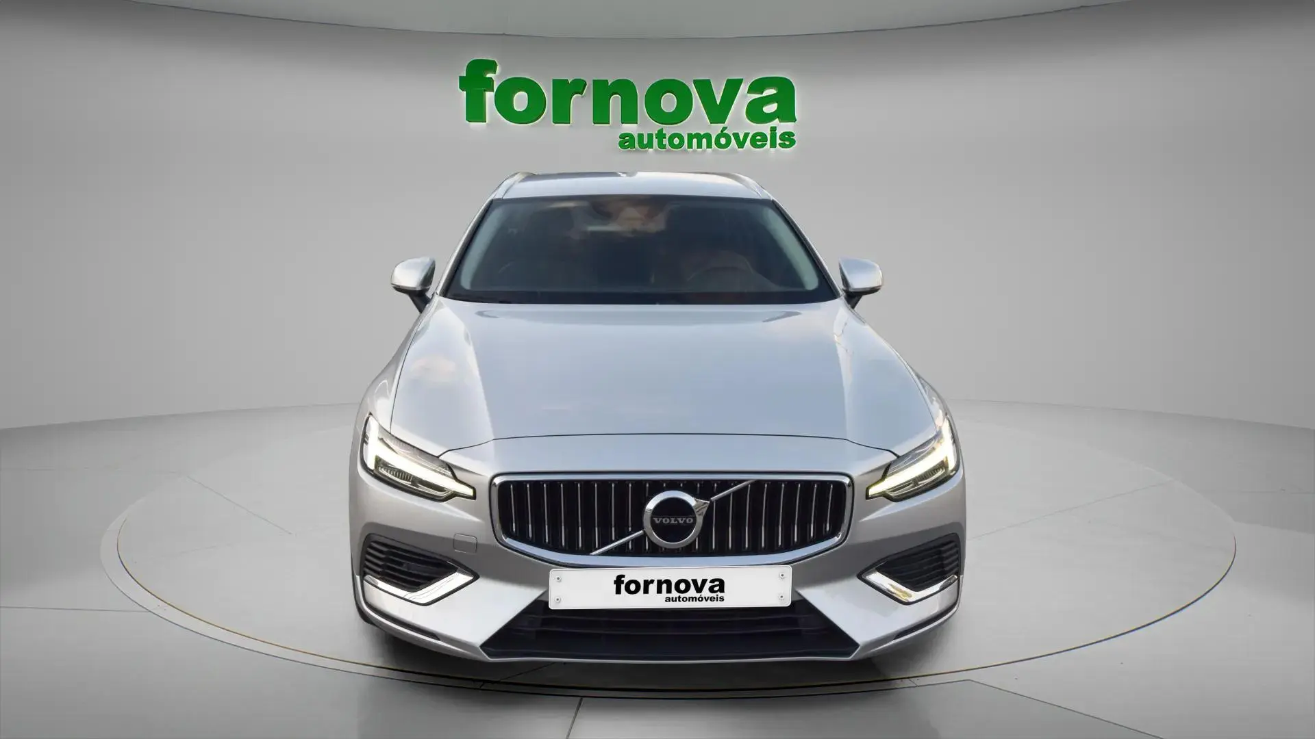 Volvo V60 2.0 T6 AWD TE Inscription Expression 3
