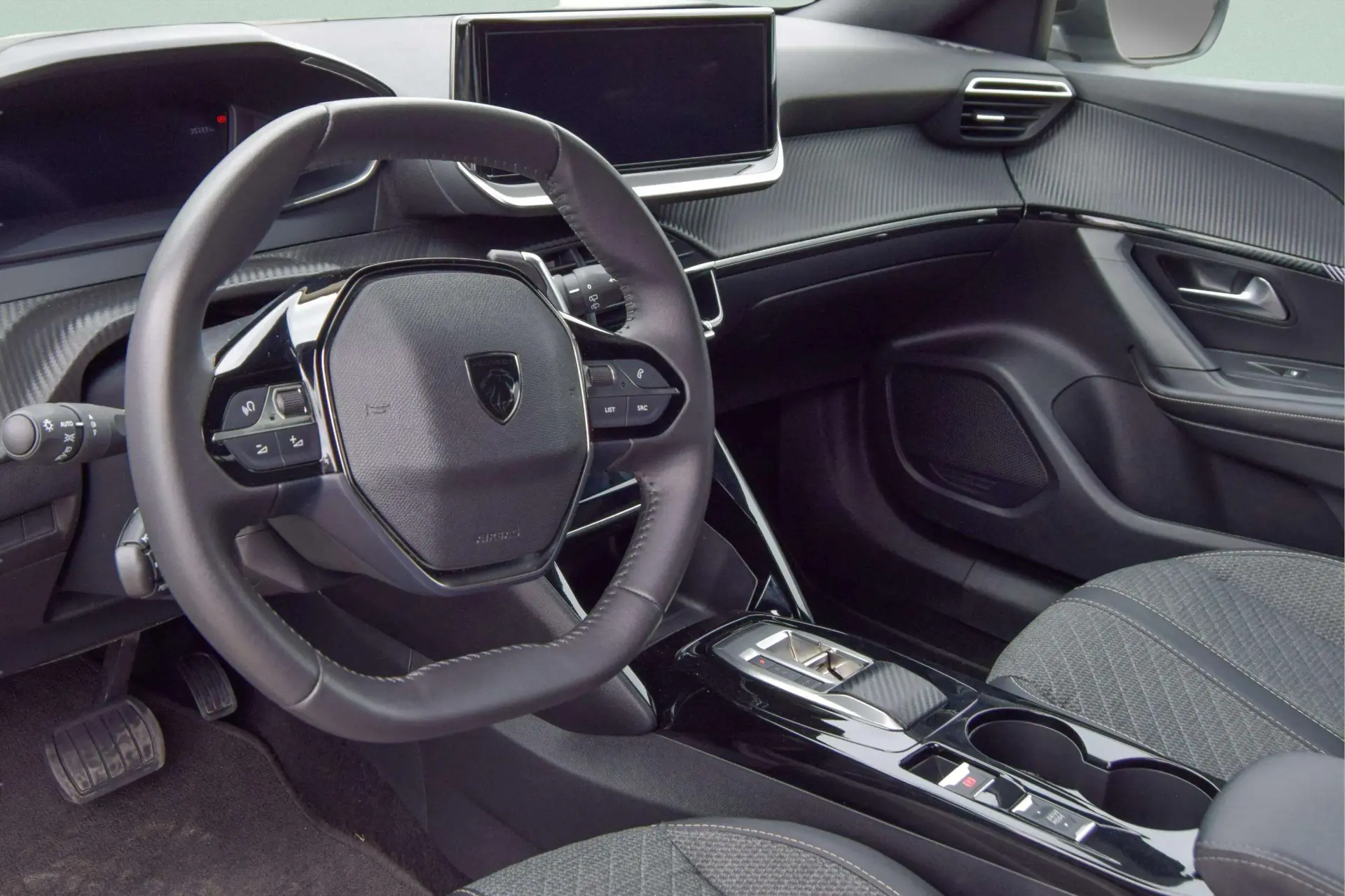 Peugeot 2008 1.2 Hybrid Allure e-DCS6 23