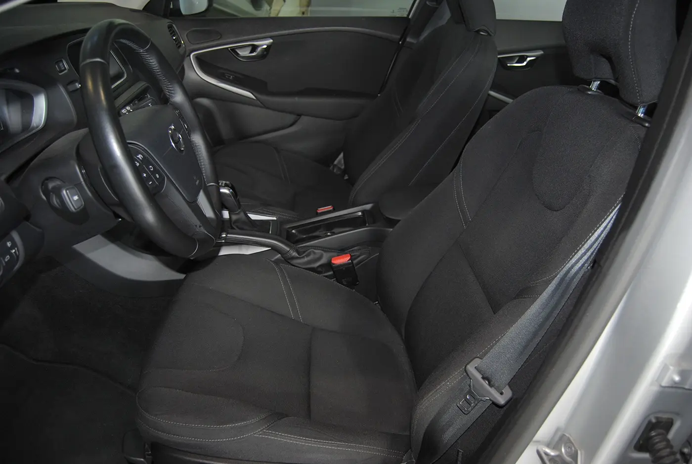 Volvo V40 2.0 D2 Kinetic 14