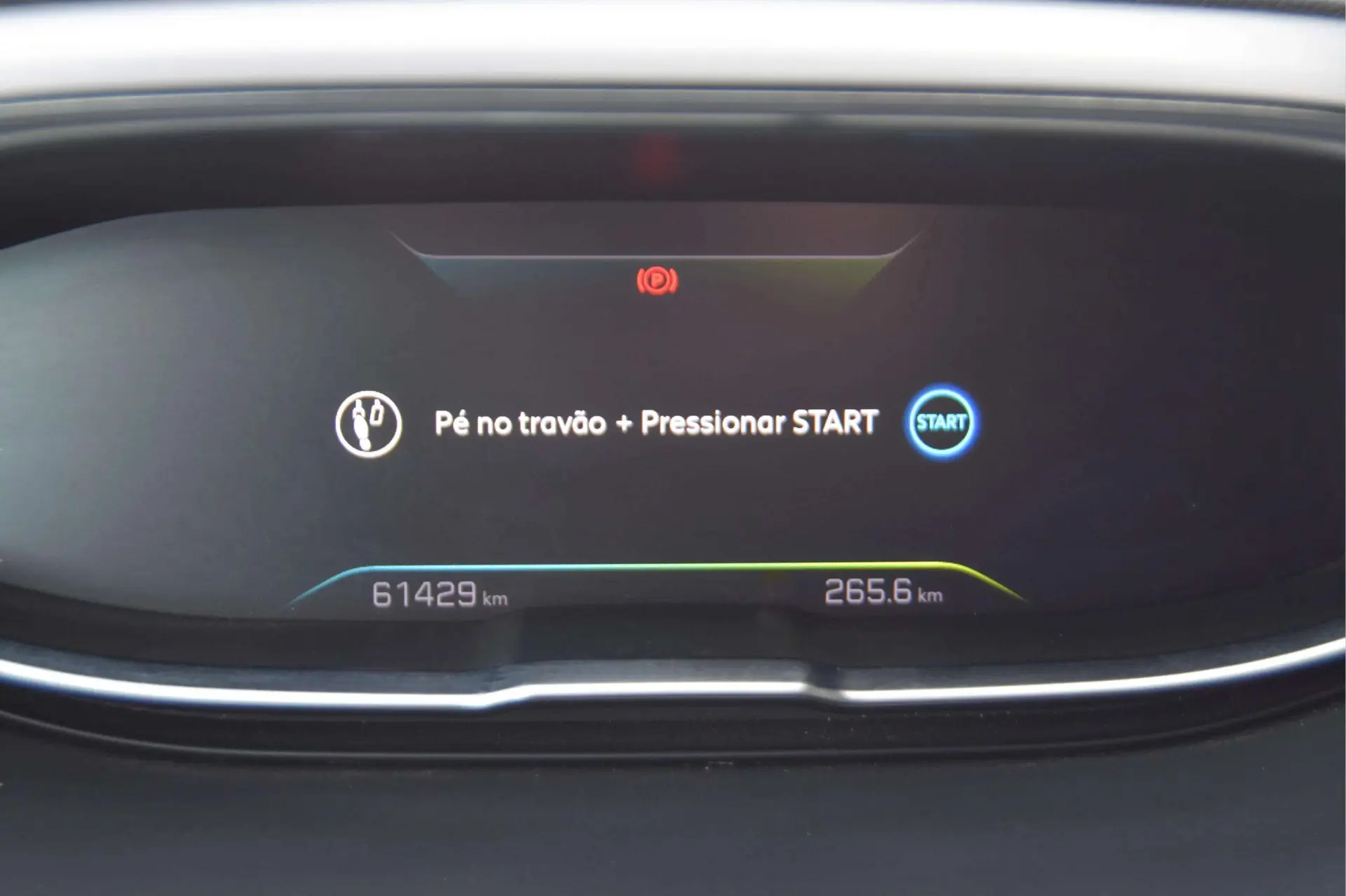 Peugeot 3008 1.6 HYBRID GT PACK e-EAT8 22