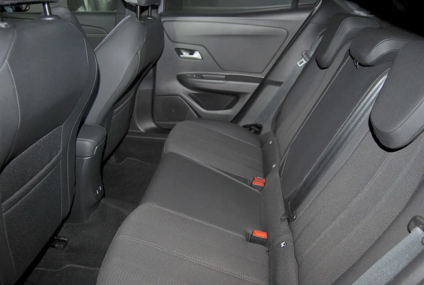 Opel Mokka 1.2 Hybrid GS eDCT 17
