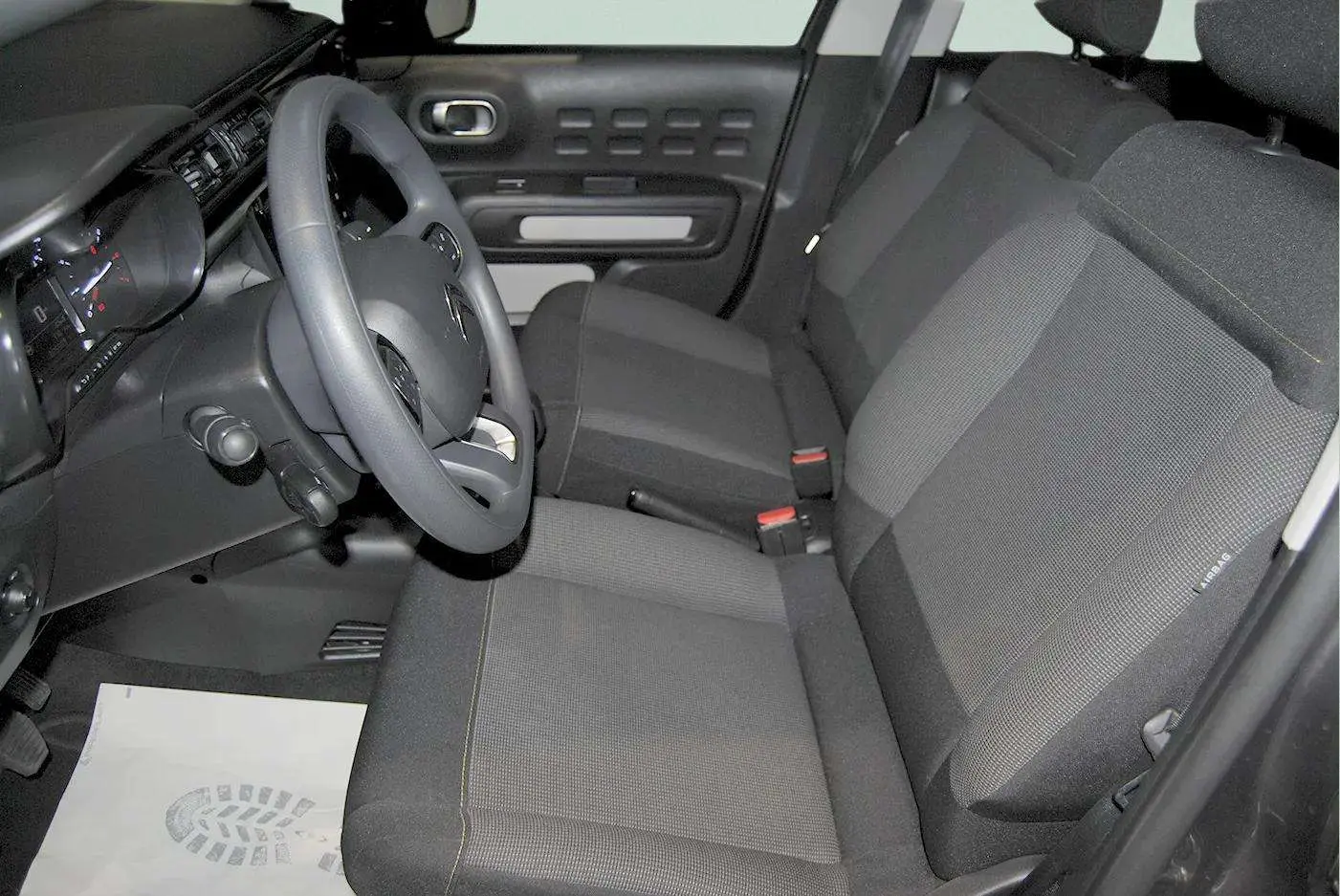 Citroen C3 1.2 PureTech Max 23