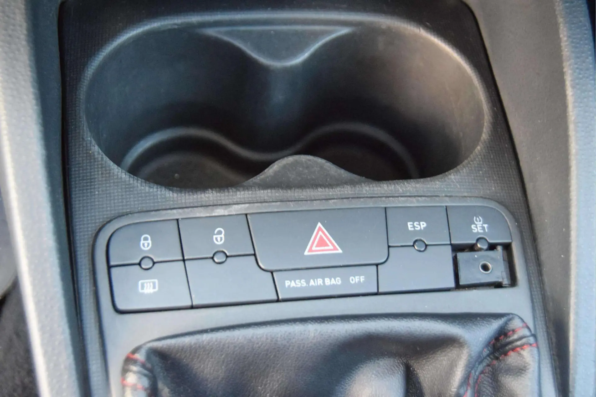 SEAT Ibiza 1.6 TDI Sport DPF 11