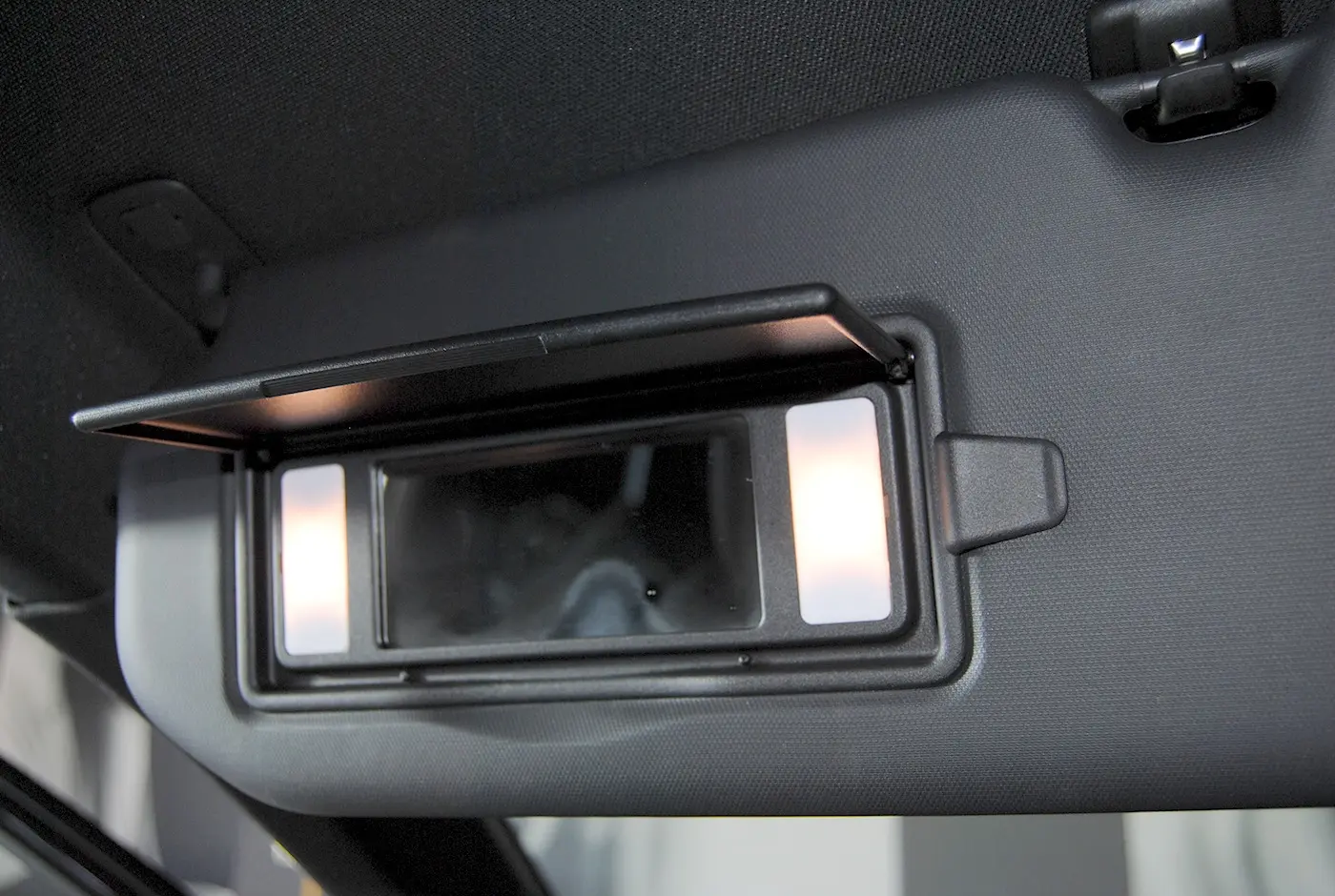 Peugeot 3008 1.6 Hybrid GT e-EAT8 43