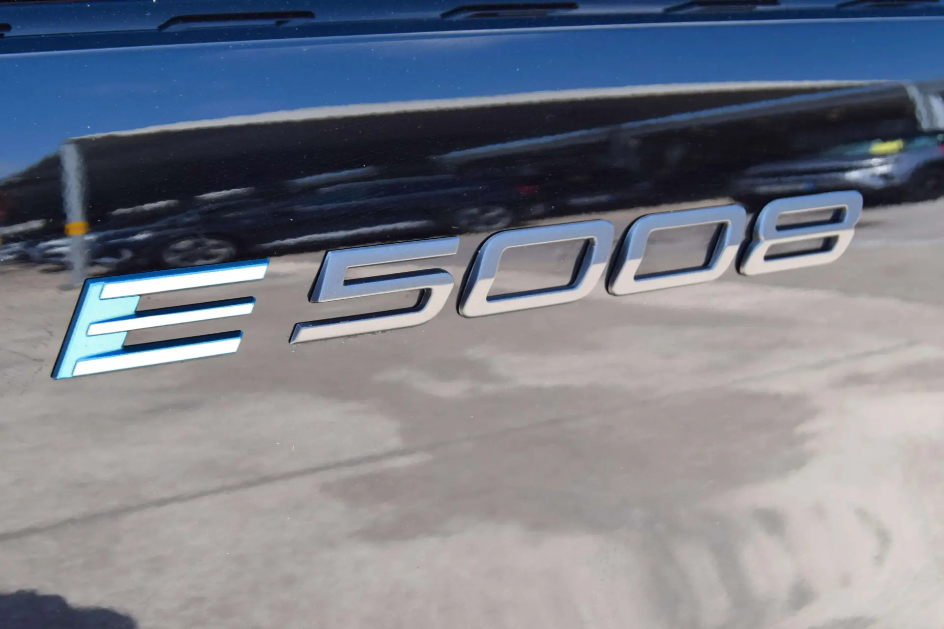 Peugeot E-5008 73 kWh GT 41