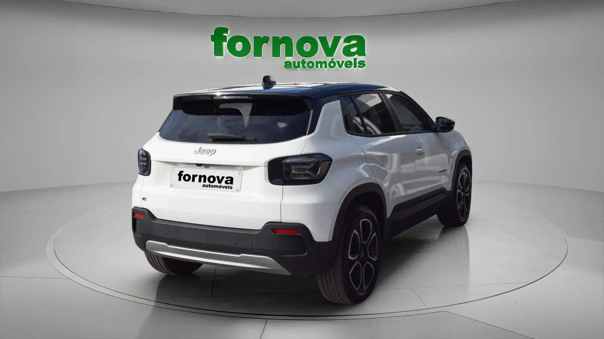 Jeep Avenger 54 kWh Summit 5