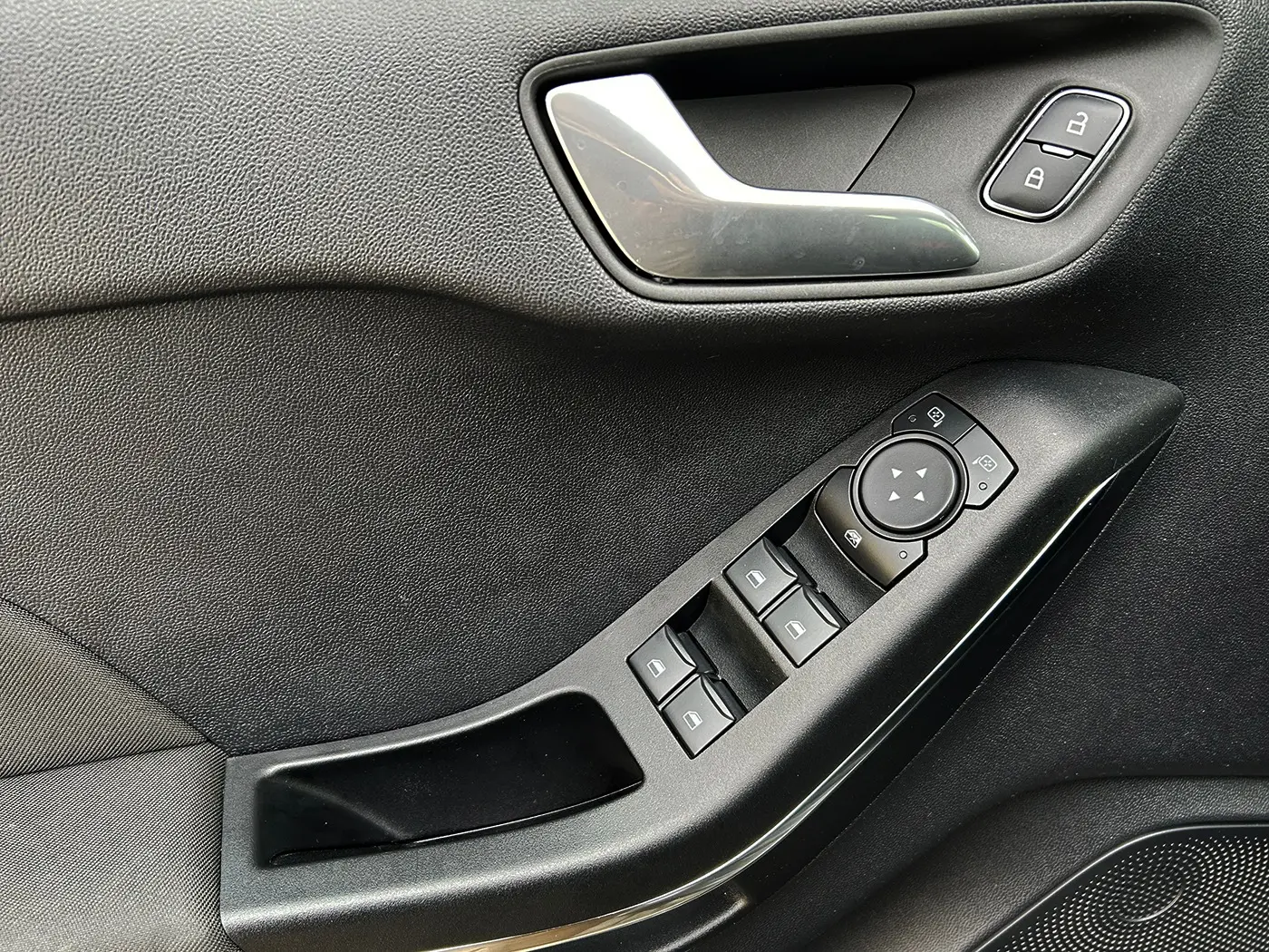 Ford Fiesta 1.0 EcoBoost ST-Line 21