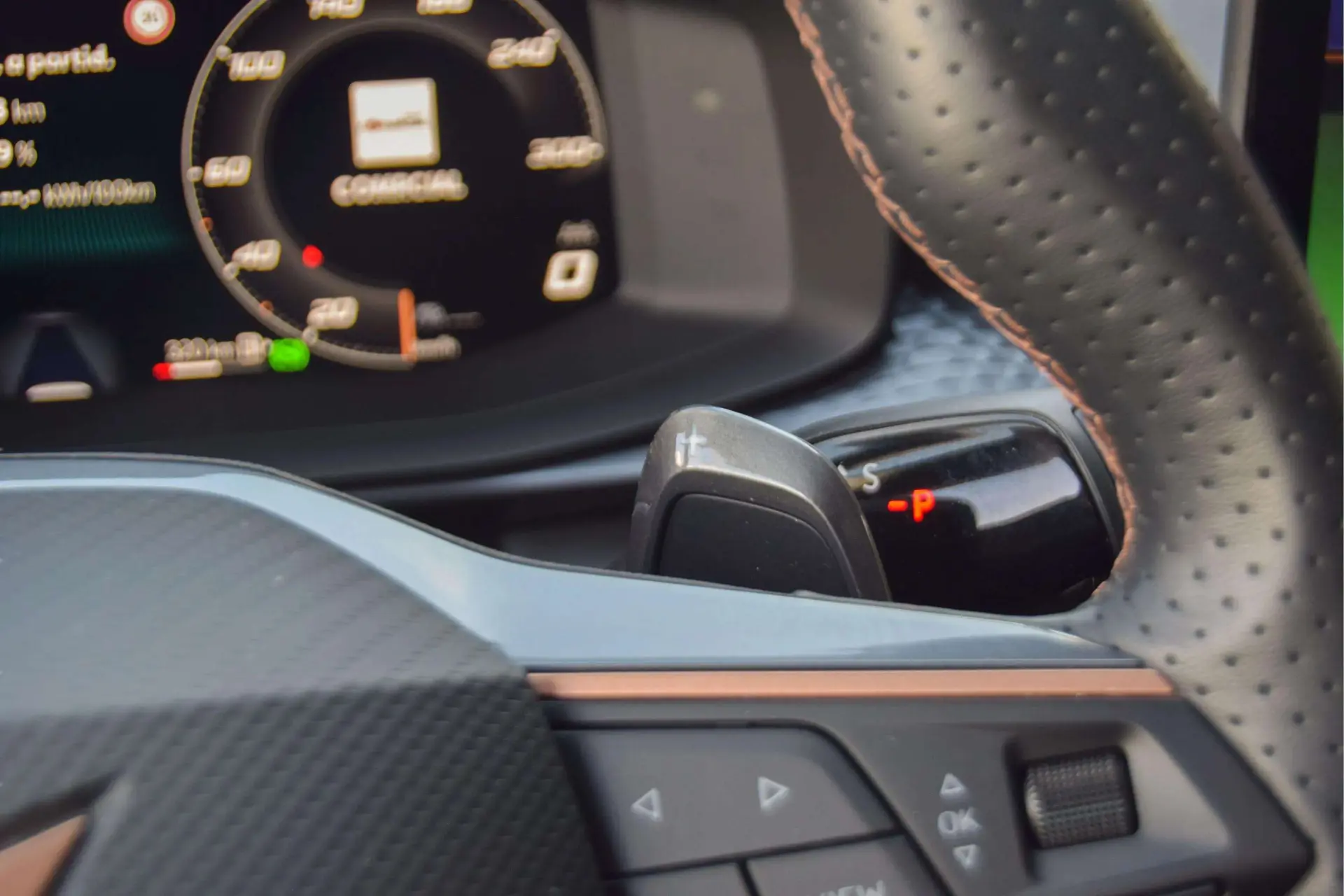 Cupra Terramar 1.5 e-Hybrid VZ DSG 37